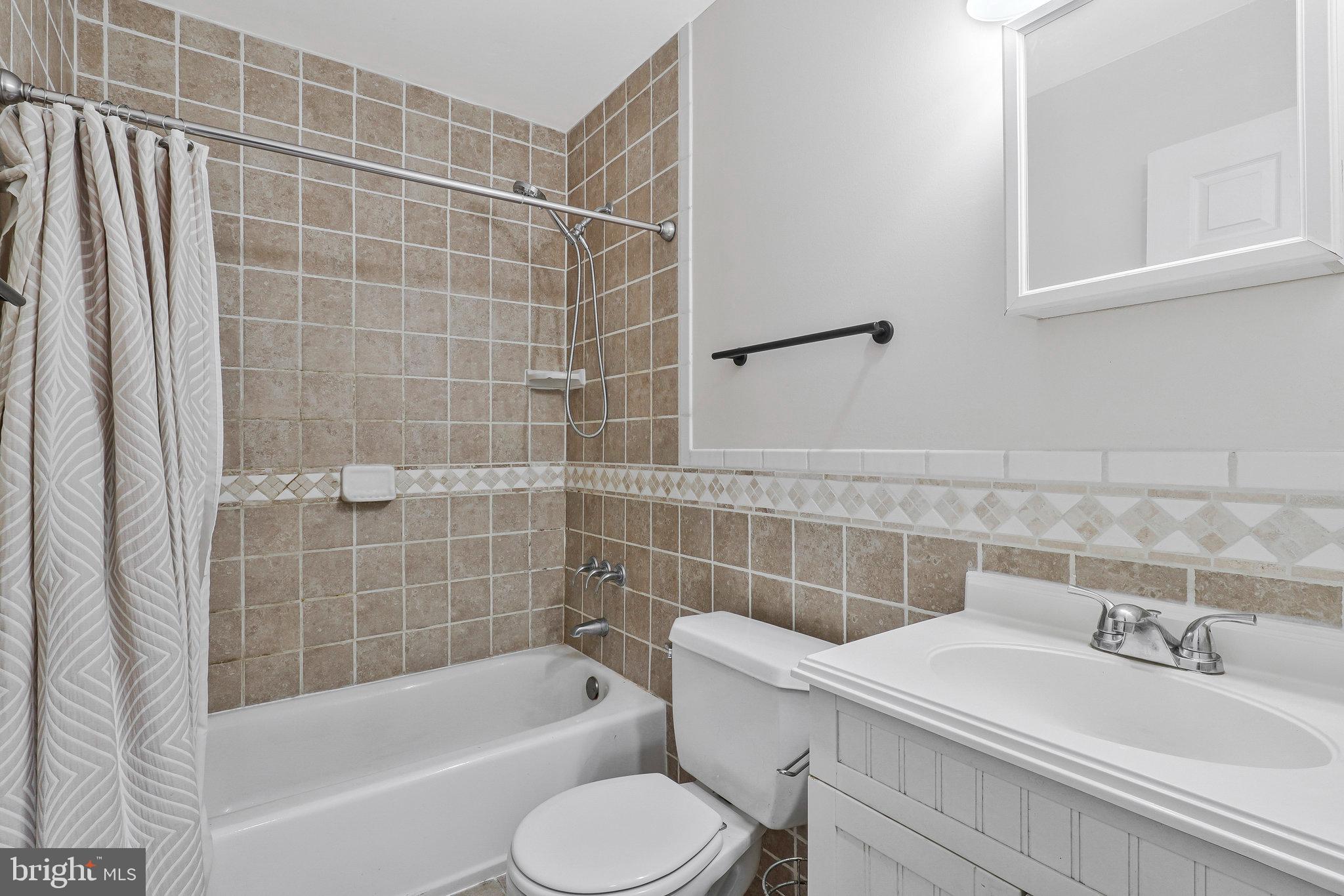 PINEFIELD - Residential Lease