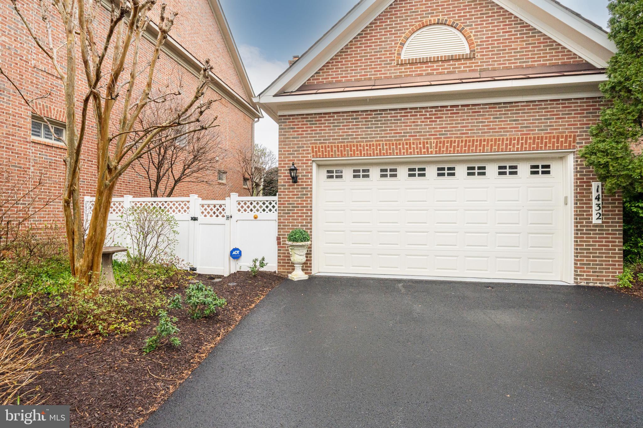 EVANS FARM - Residential