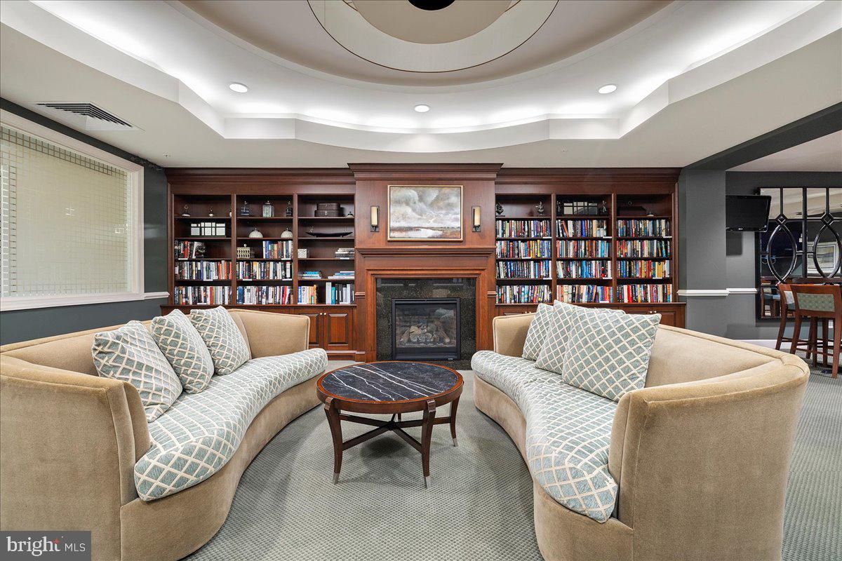 ANNAPOLIS TOWNE CENTRE - Residential