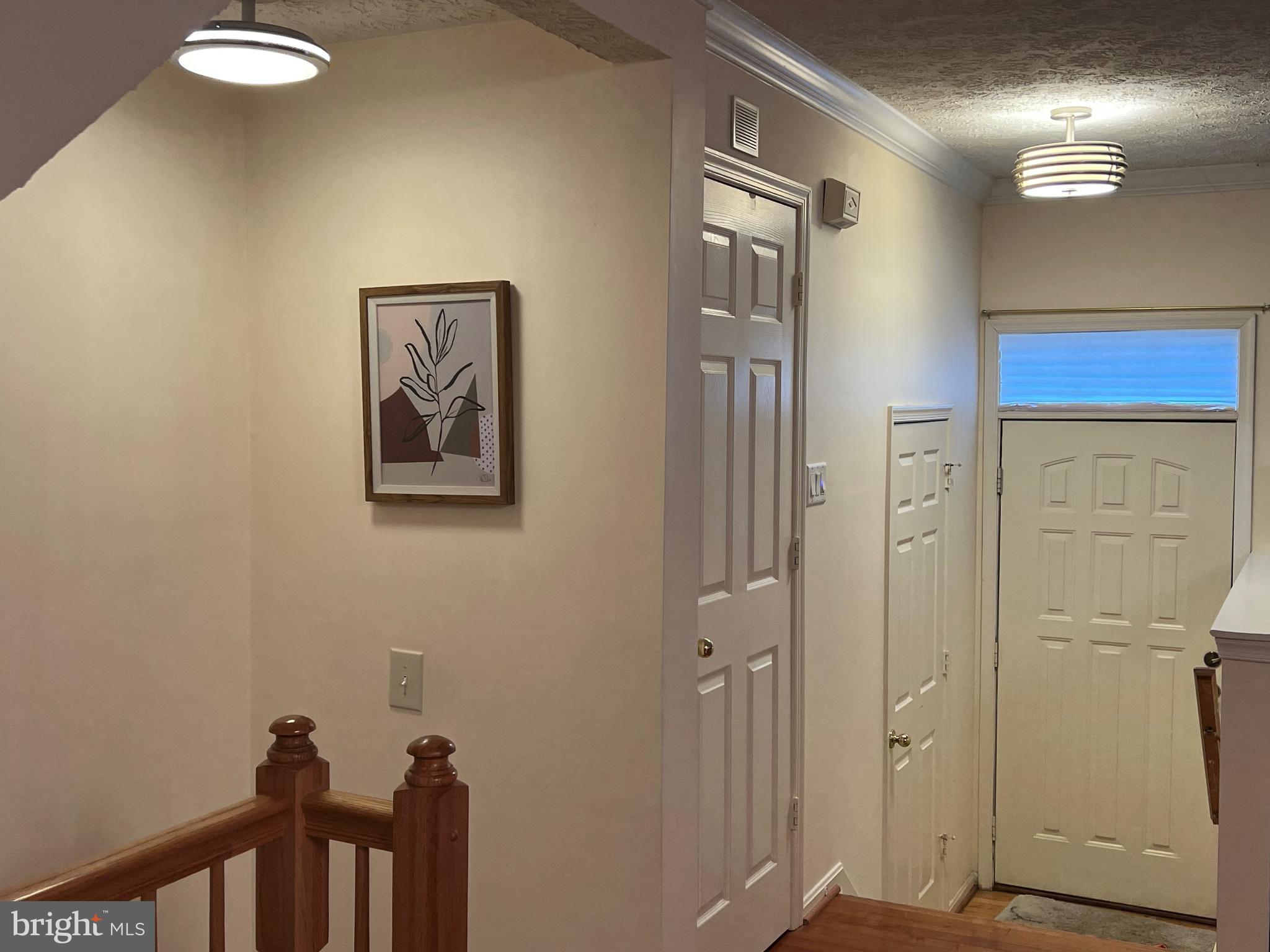 HUNTERS RUN - Residential Lease