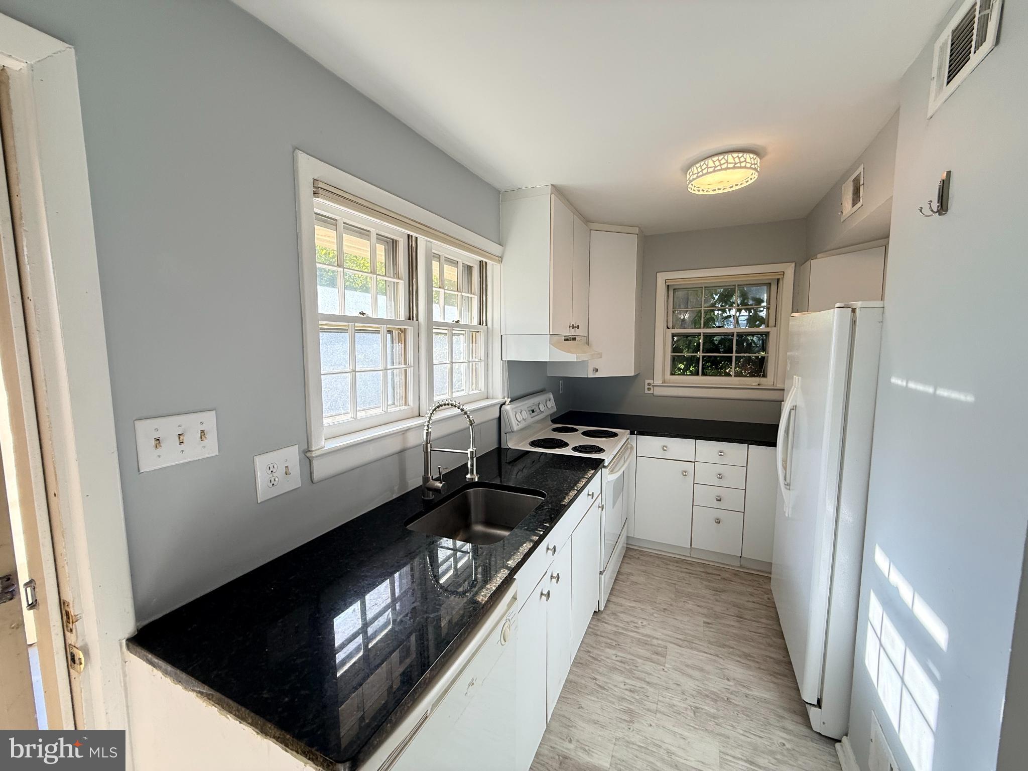 WINTER HILL - Residential Lease