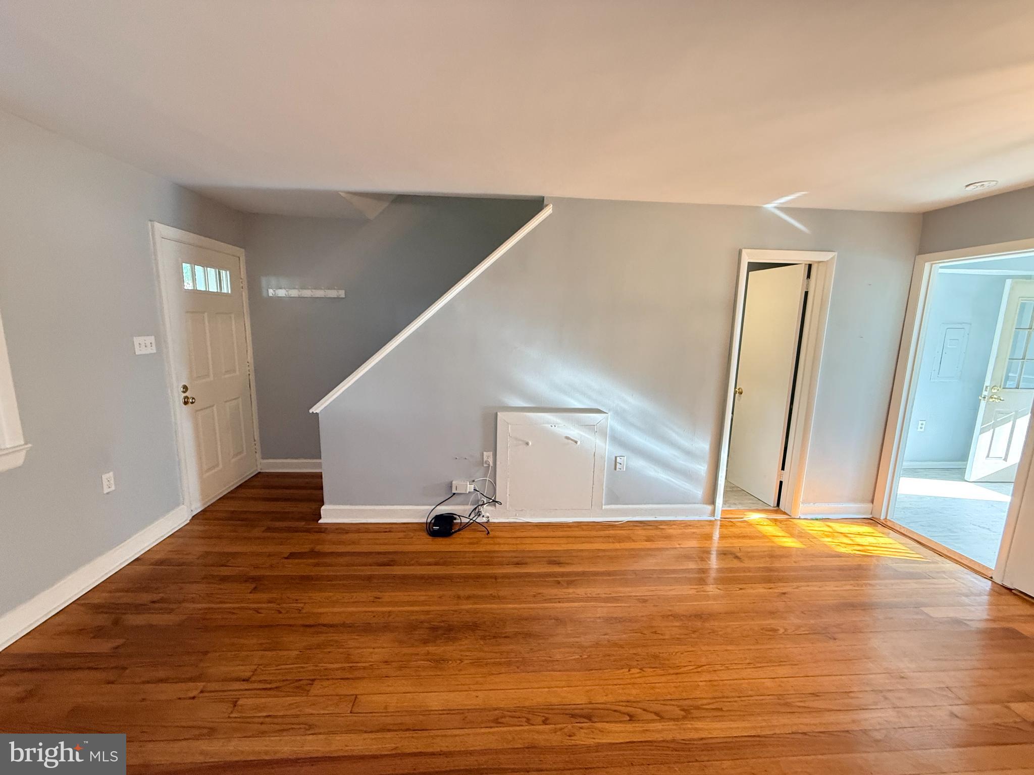 WINTER HILL - Residential Lease