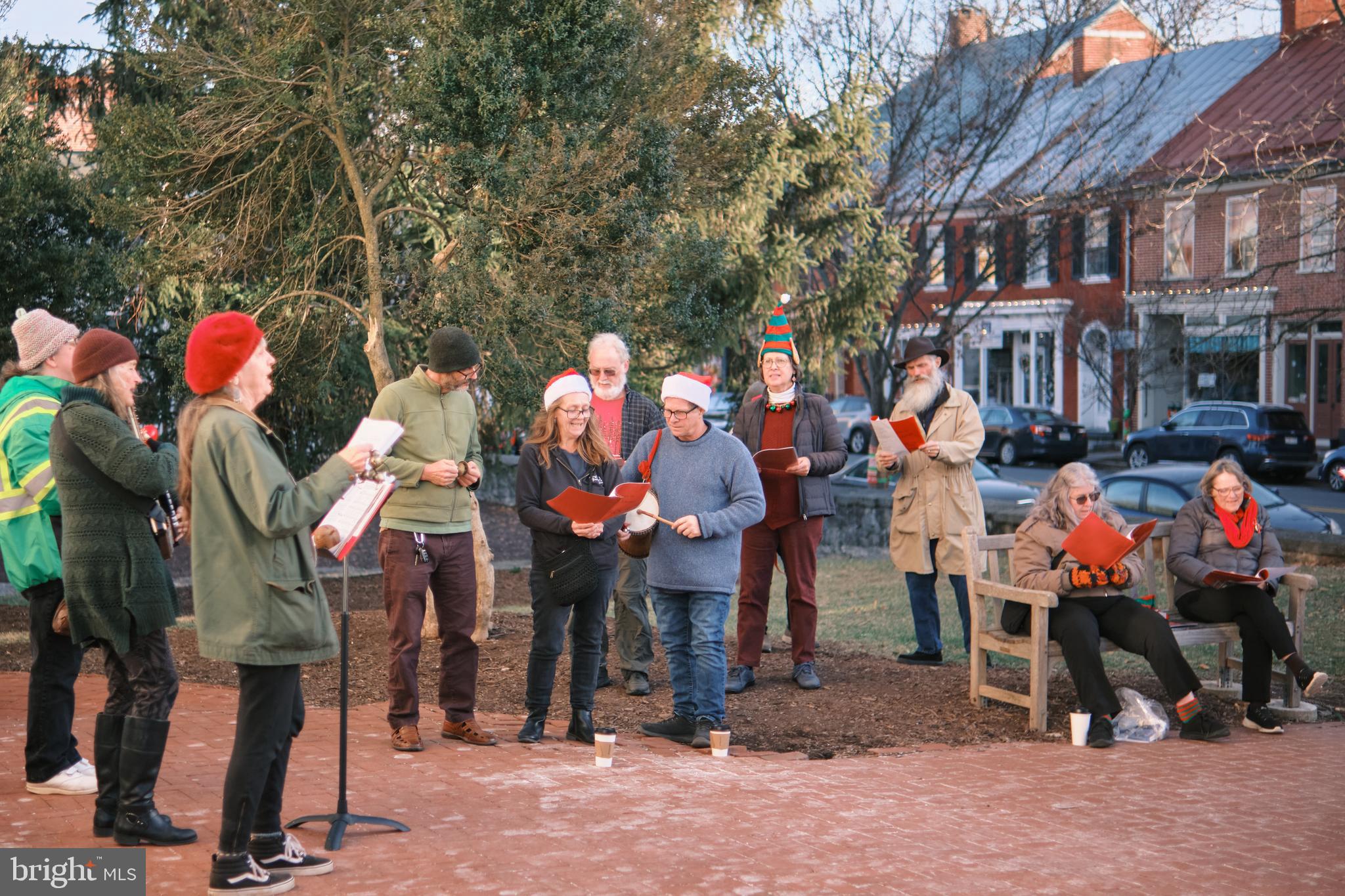 MECKLENBURG HEIGHTS - Residential