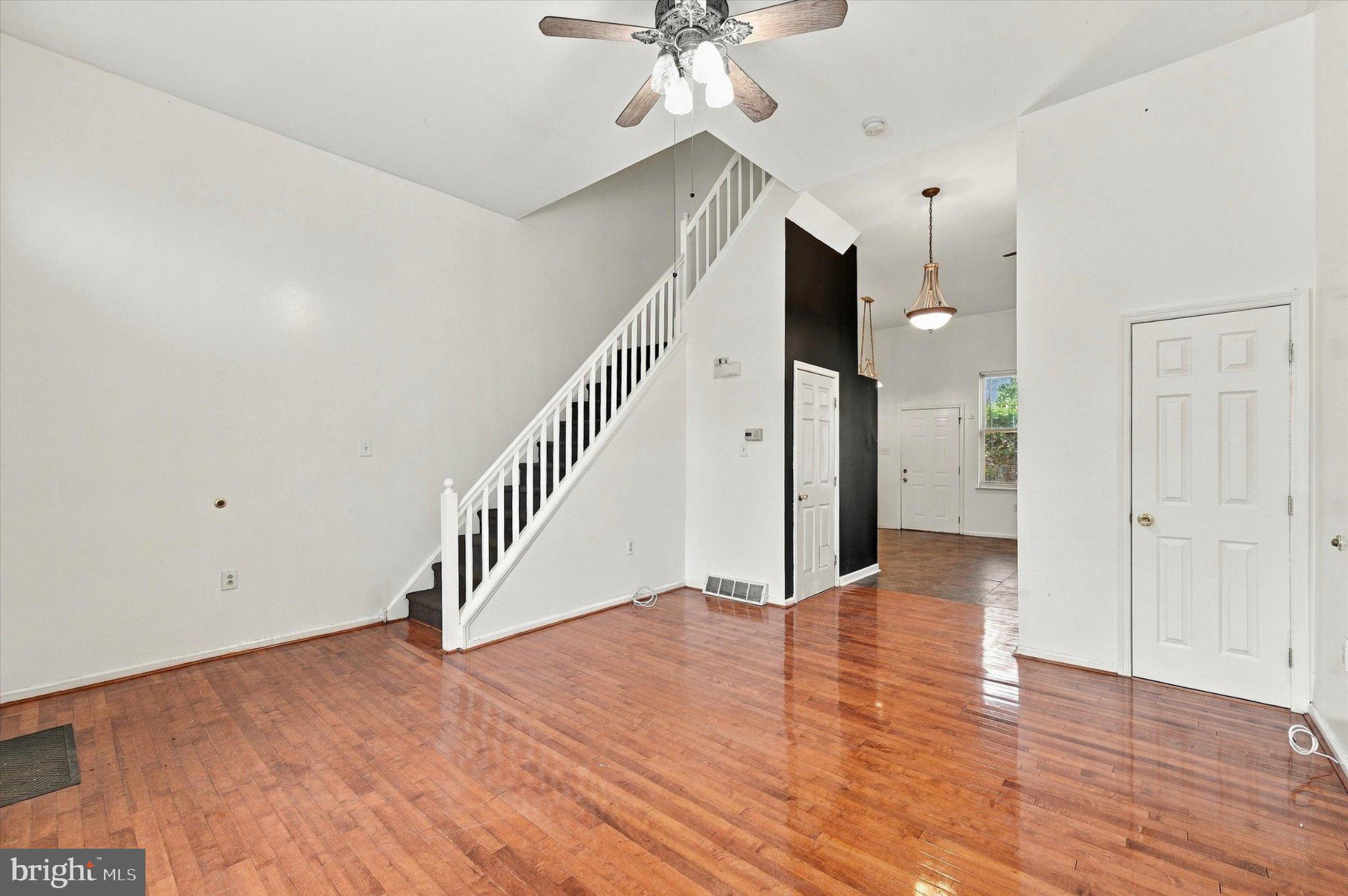 1530 N 18TH STREET