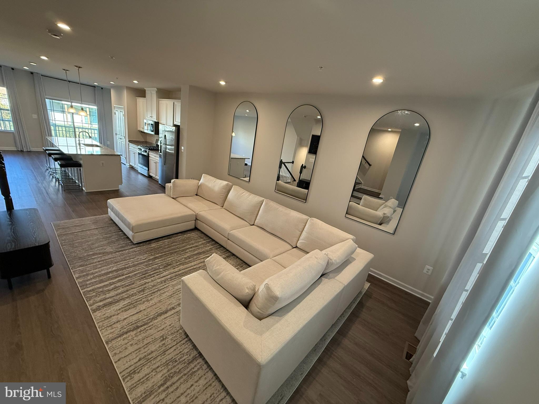 PARKSIDE - Residential Lease