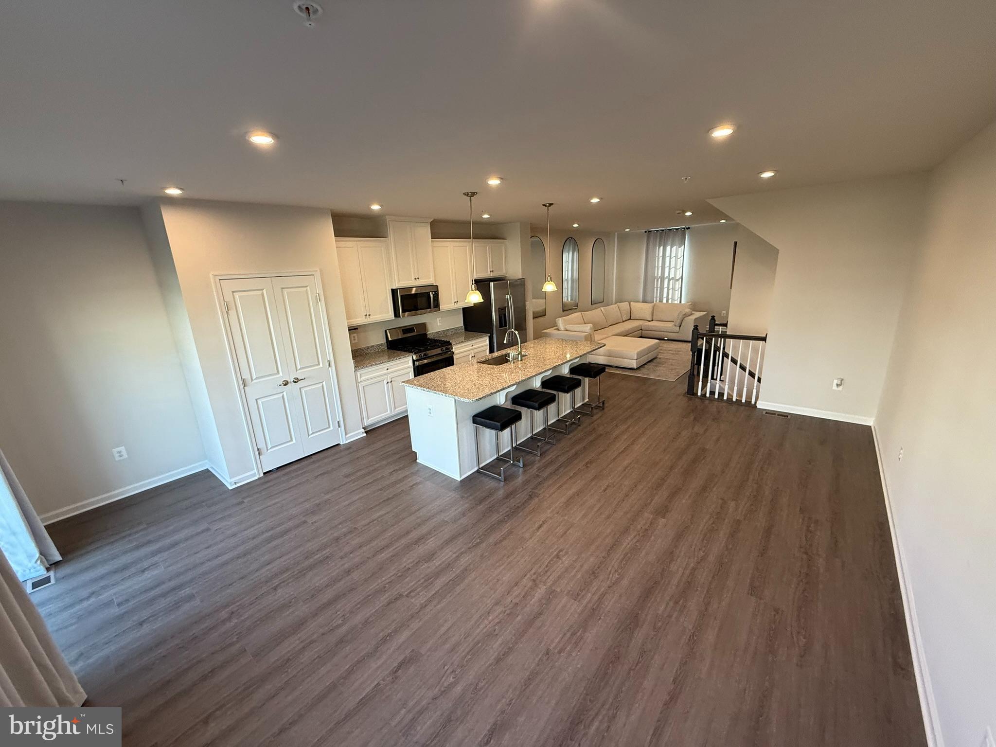 PARKSIDE - Residential Lease