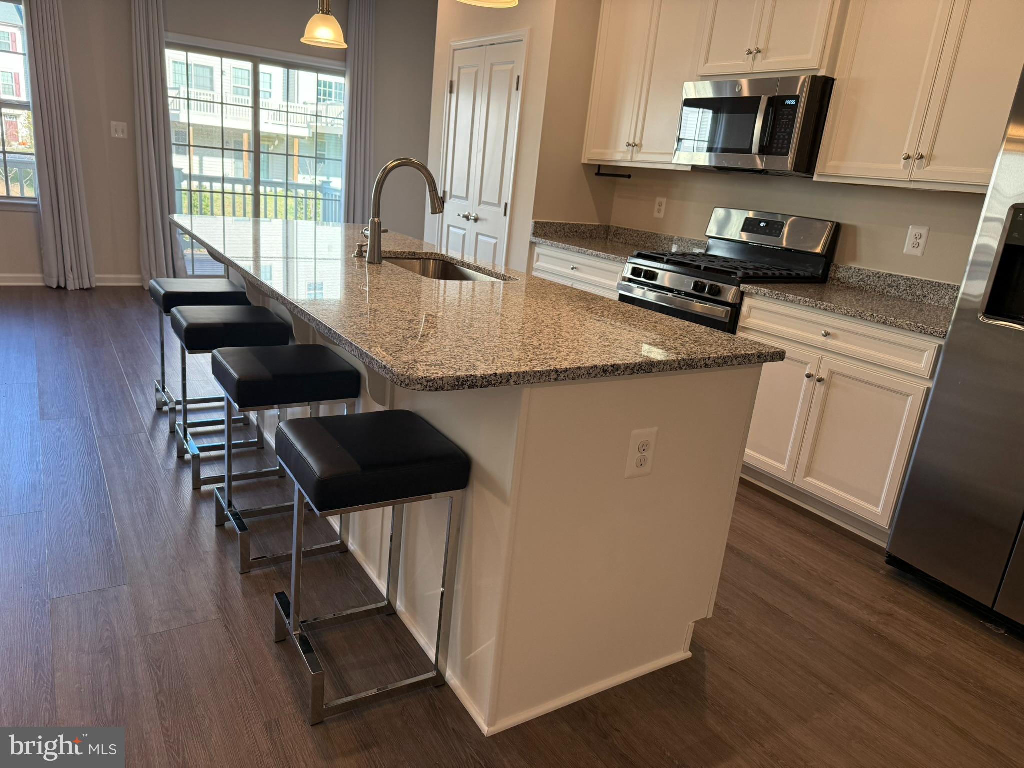 PARKSIDE - Residential Lease