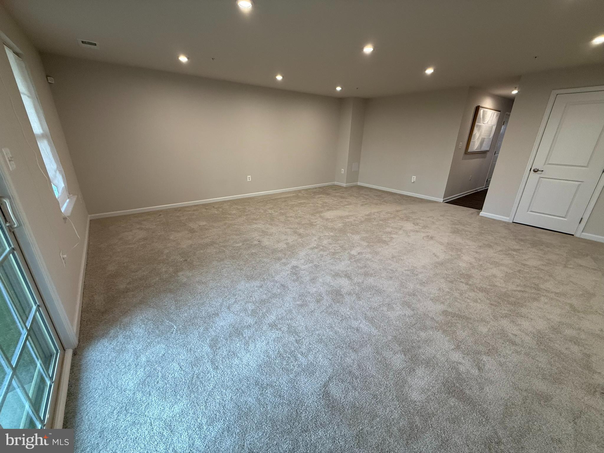 PARKSIDE - Residential Lease