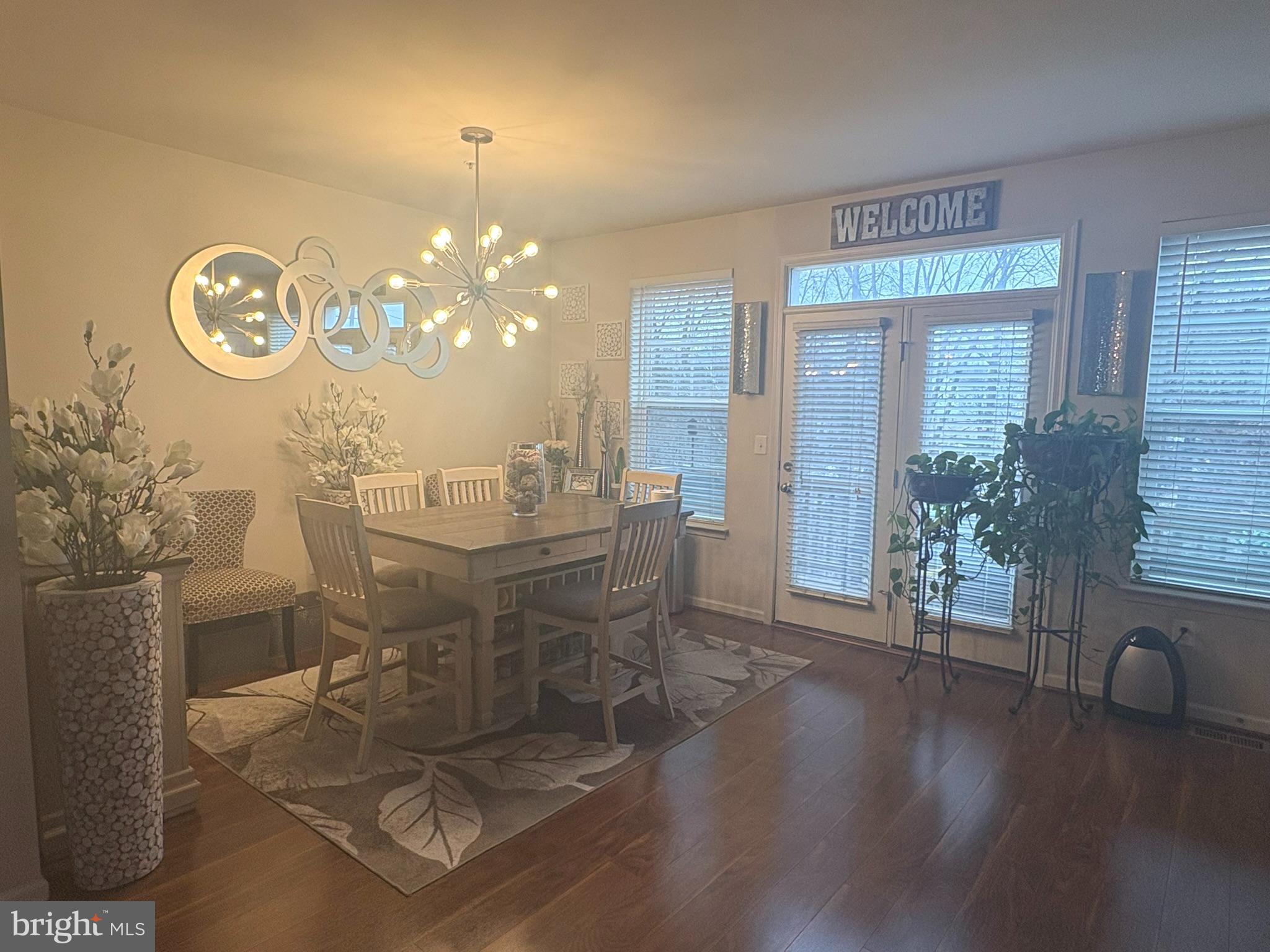 OAKVIEW VILLAGE - Residential