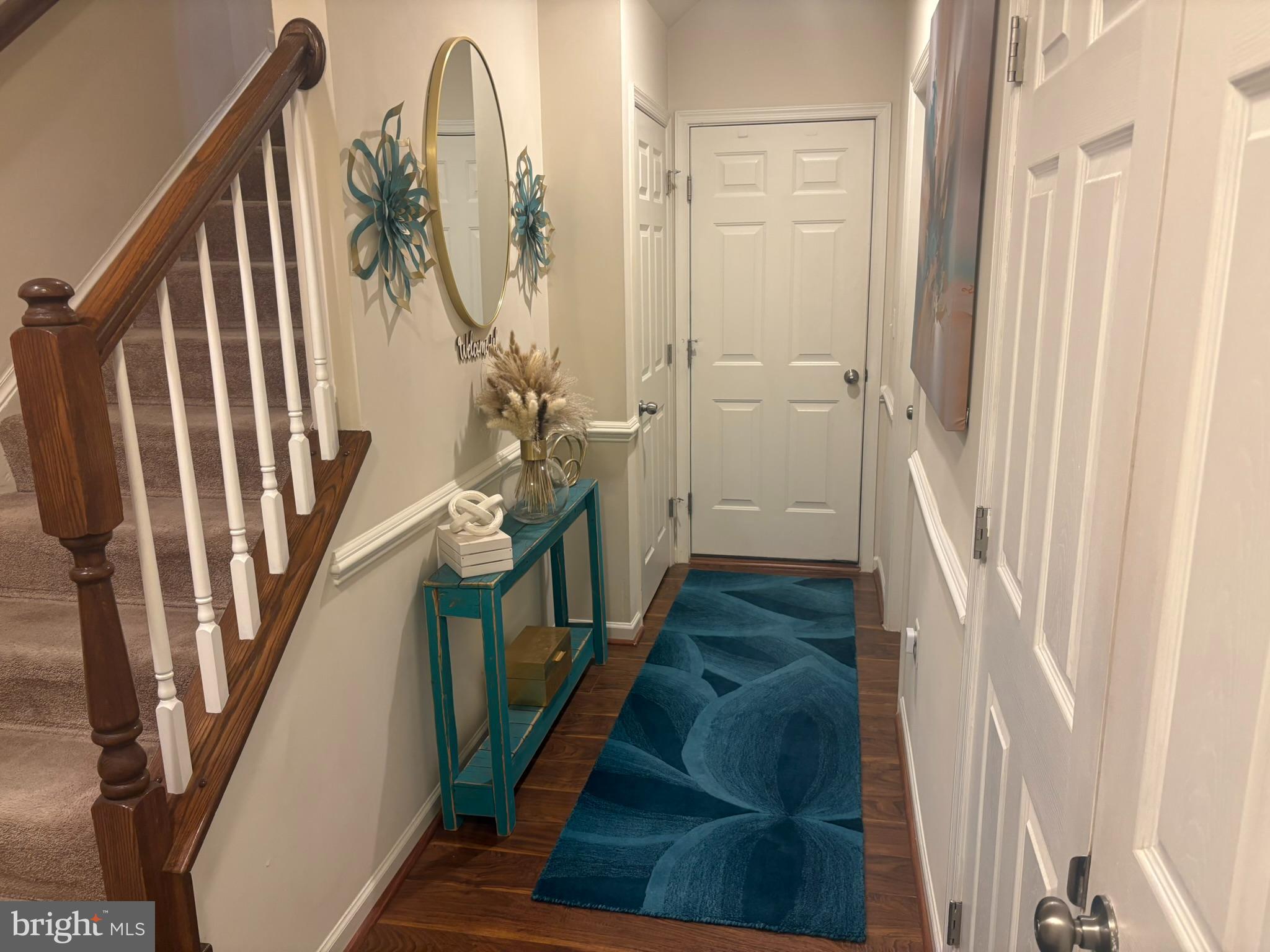 OAKVIEW VILLAGE - Residential