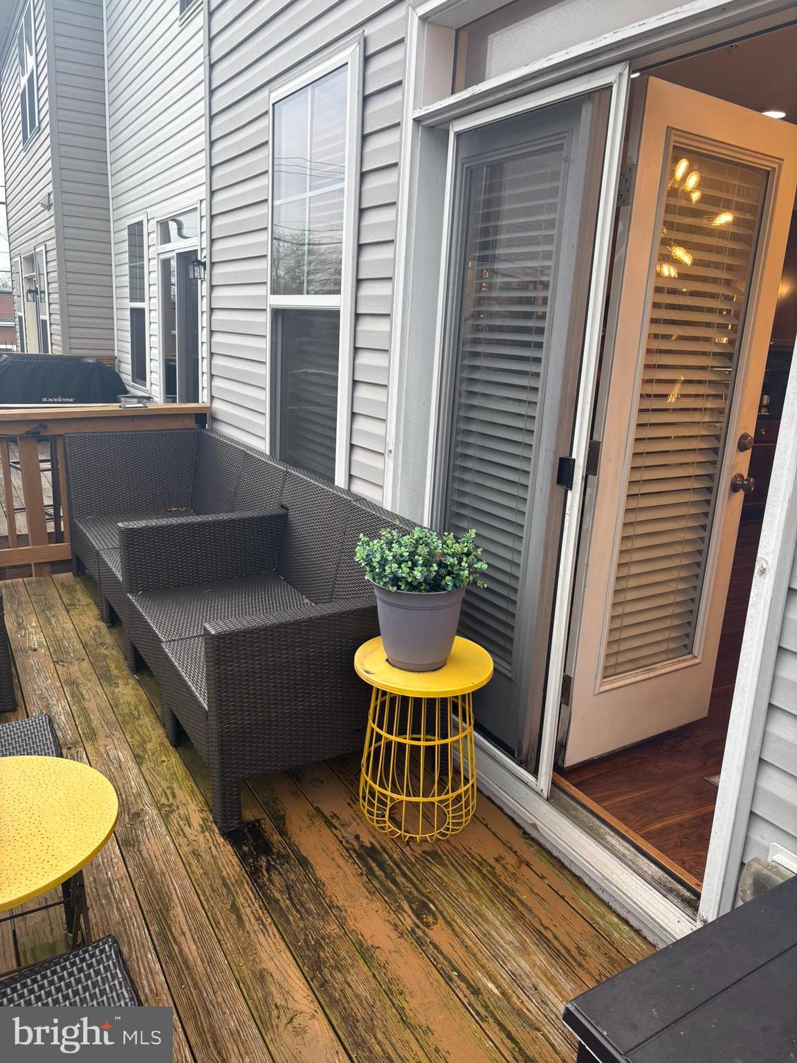 OAKVIEW VILLAGE - Residential