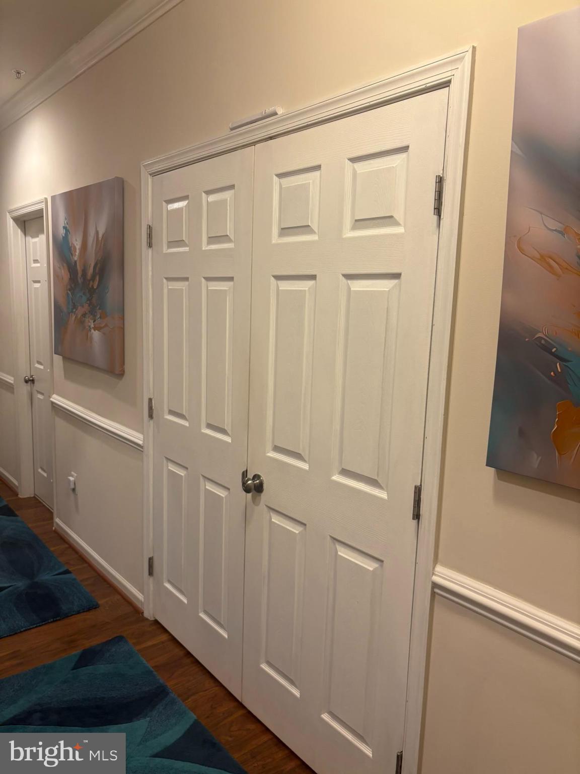 OAKVIEW VILLAGE - Residential