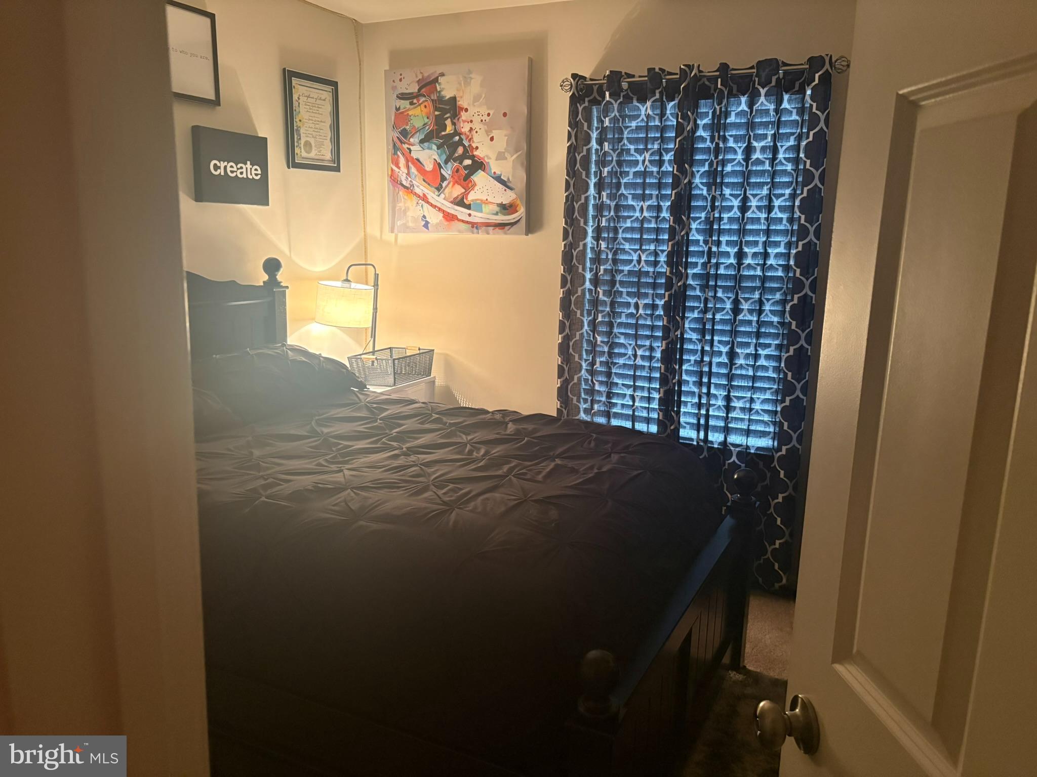 OAKVIEW VILLAGE - Residential