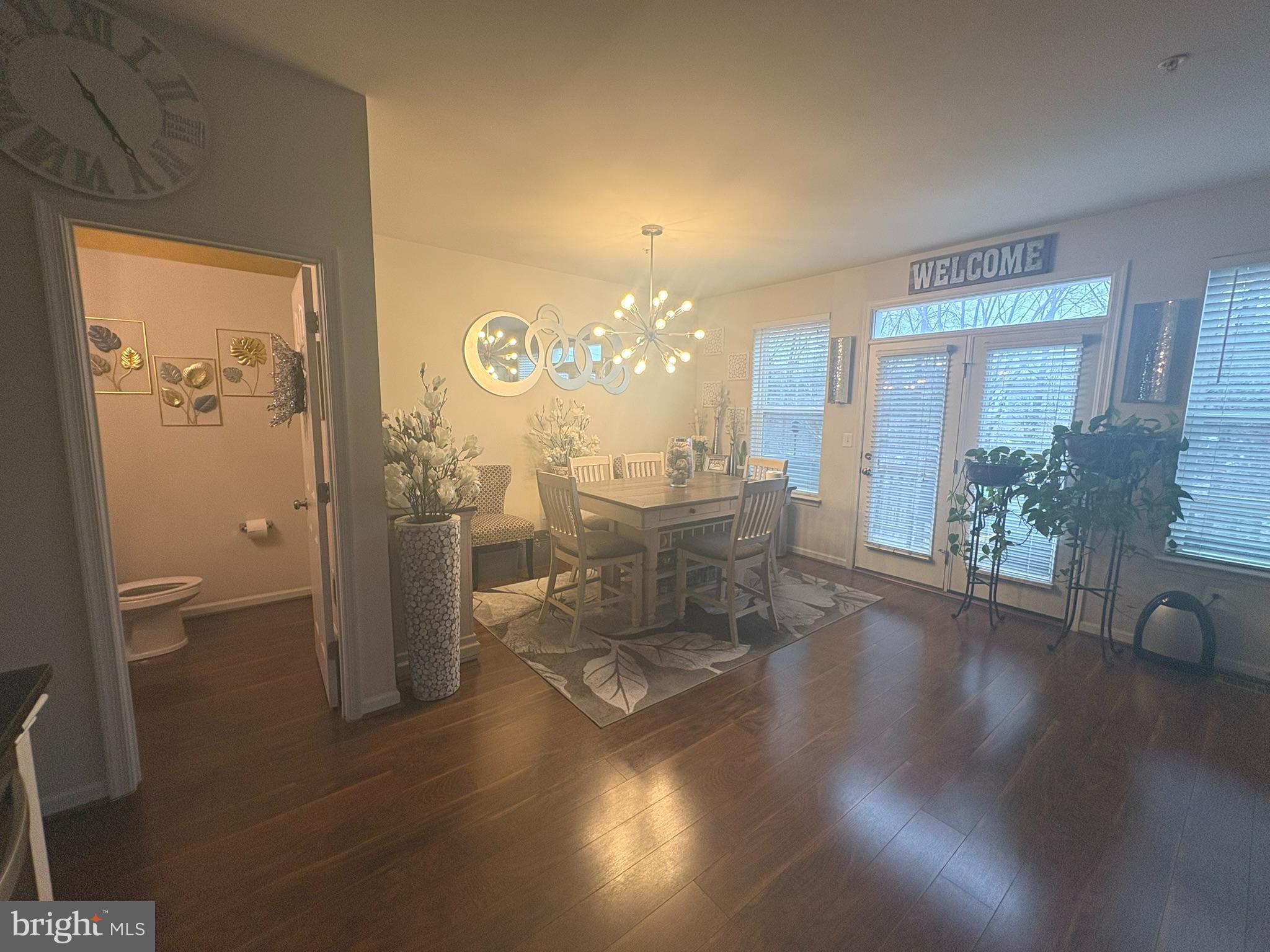 OAKVIEW VILLAGE - Residential