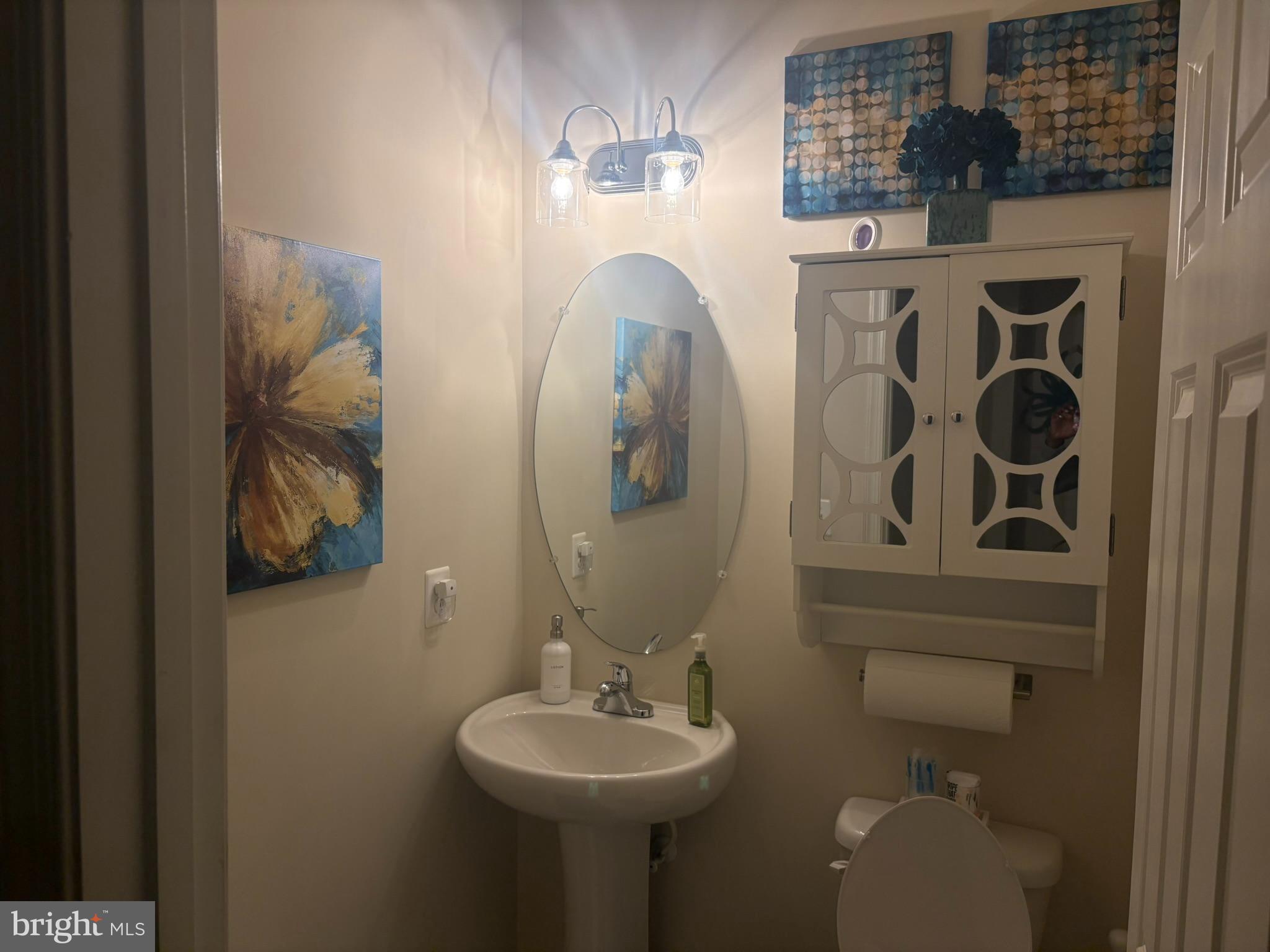 OAKVIEW VILLAGE - Residential