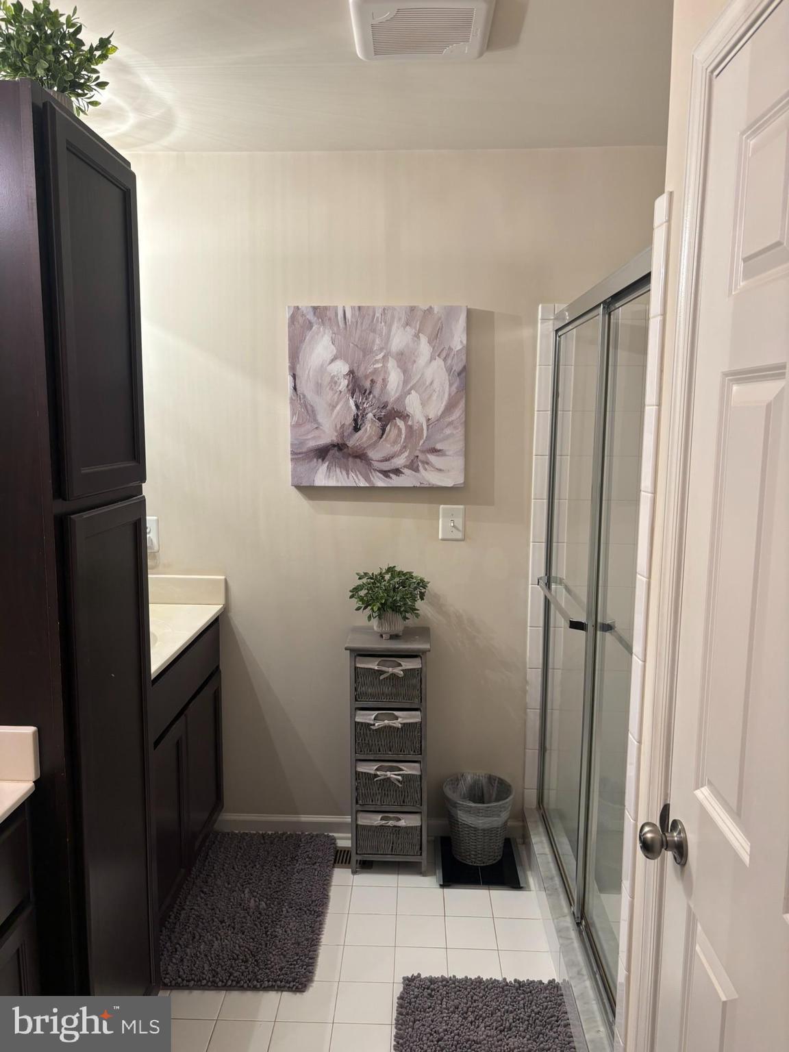 OAKVIEW VILLAGE - Residential