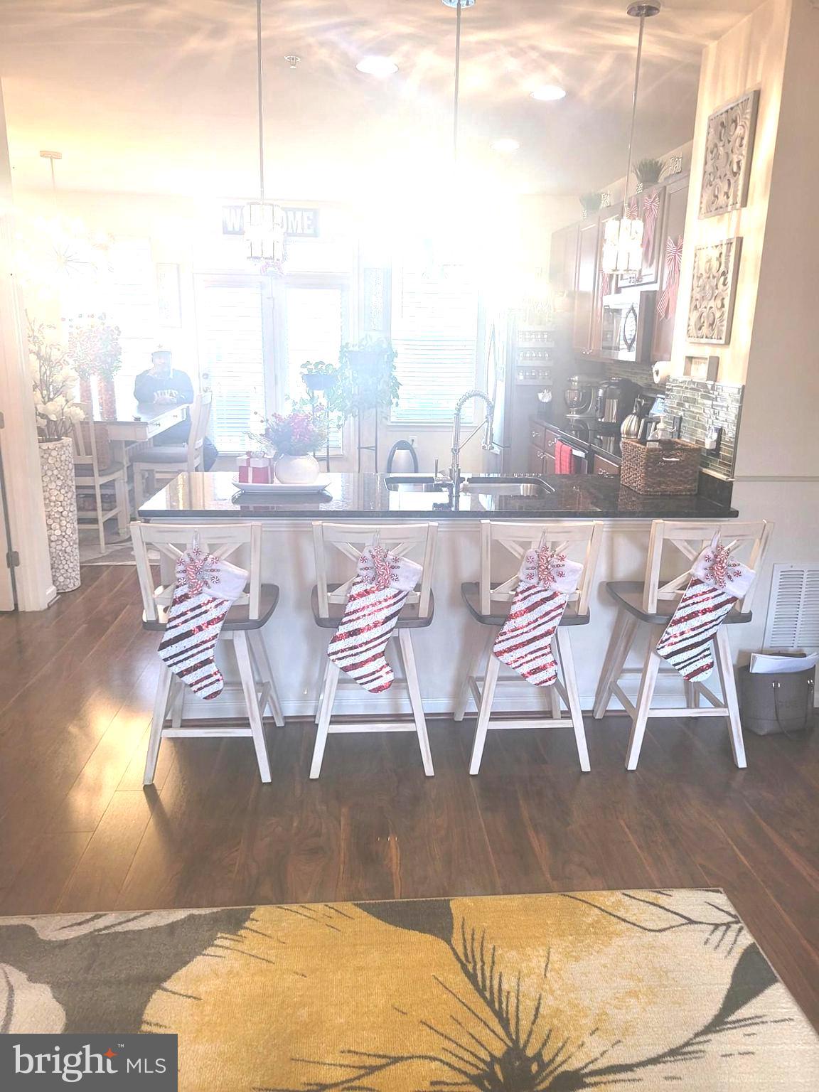 7819 FIVE OAKS COURT