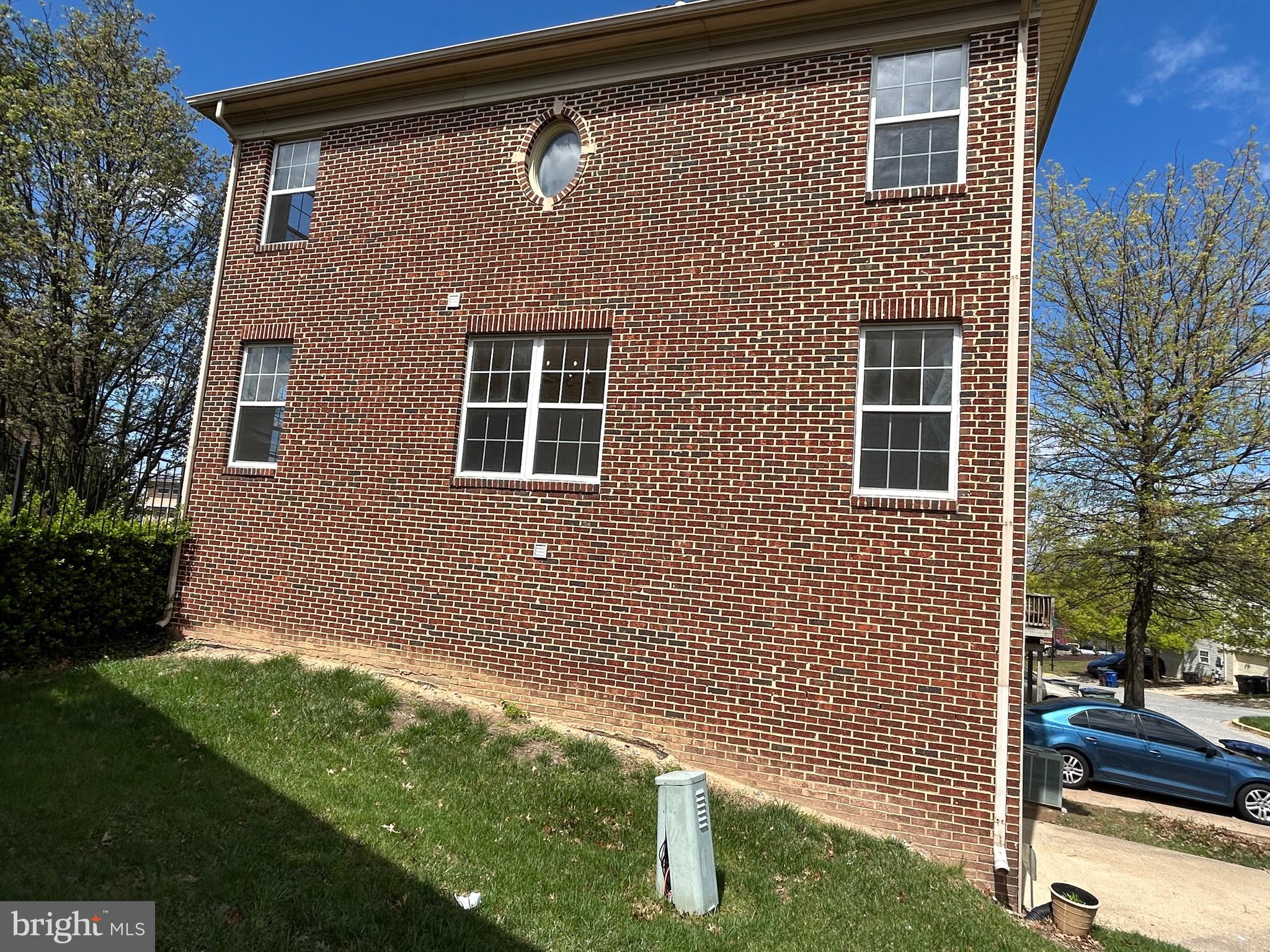 2716 STANTON ROAD SE