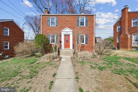 Homes For Sale - 2613 Elnora Street<br/> SILVER SPRING, MD 20902