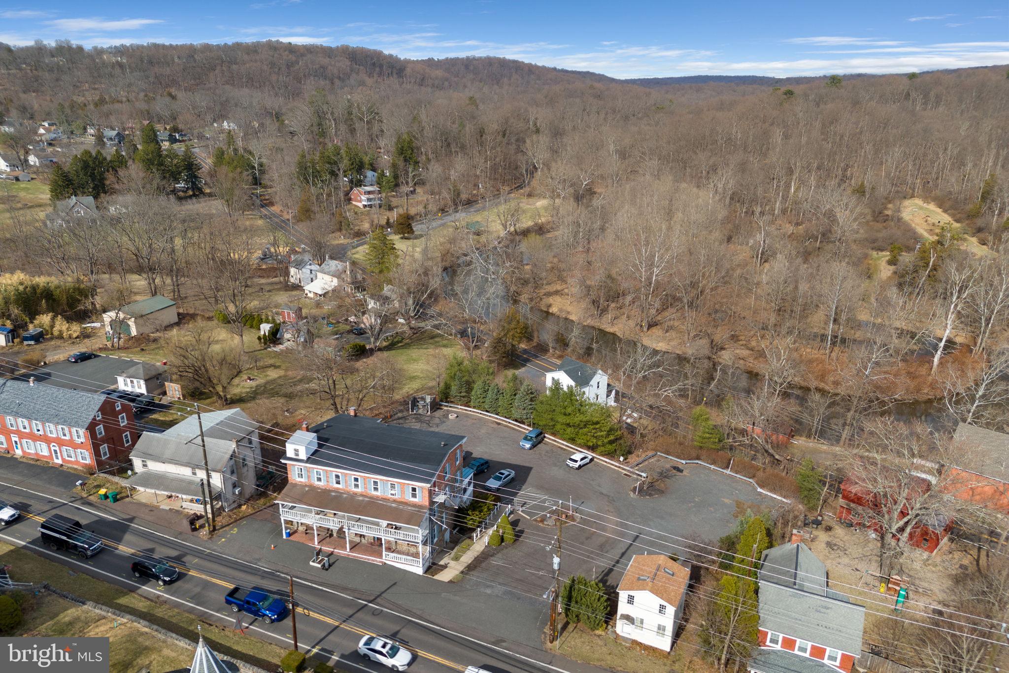3164 MAIN STREET 3168