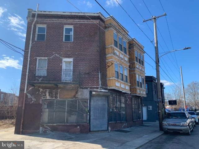 INVESTOR ALERT !!!! We have a 3,753 square foot, three story Mixed use multiple units investment property priced to move. This building is currently zoned as a four unit with one commercial unit on the first floor and three residential apartments on the second and third floors. This property needs to be totally gutted and rehabbed, so bring your contractor and imagination for a showing today. Room are spacious on the second and third floors so there is room for 2 commercial units on the first floor and three residential apartments on the second and third floors. Business on first floors closed due to Covid in 2020 and the owner is now ready to retire. Check this one out fast before it is gone