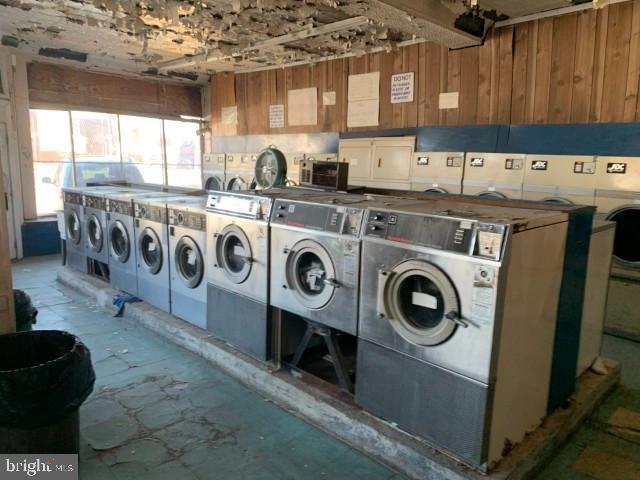 MT AIRY - Commercial Sale