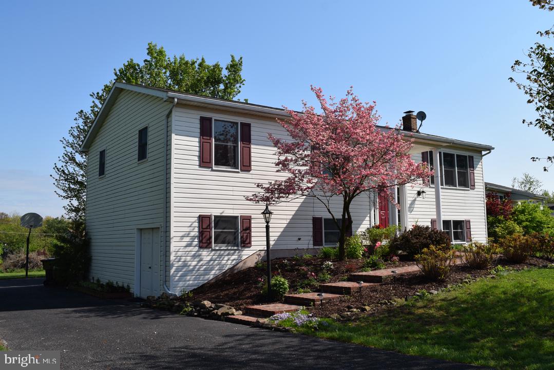 LAKE HERITAGE - Residential