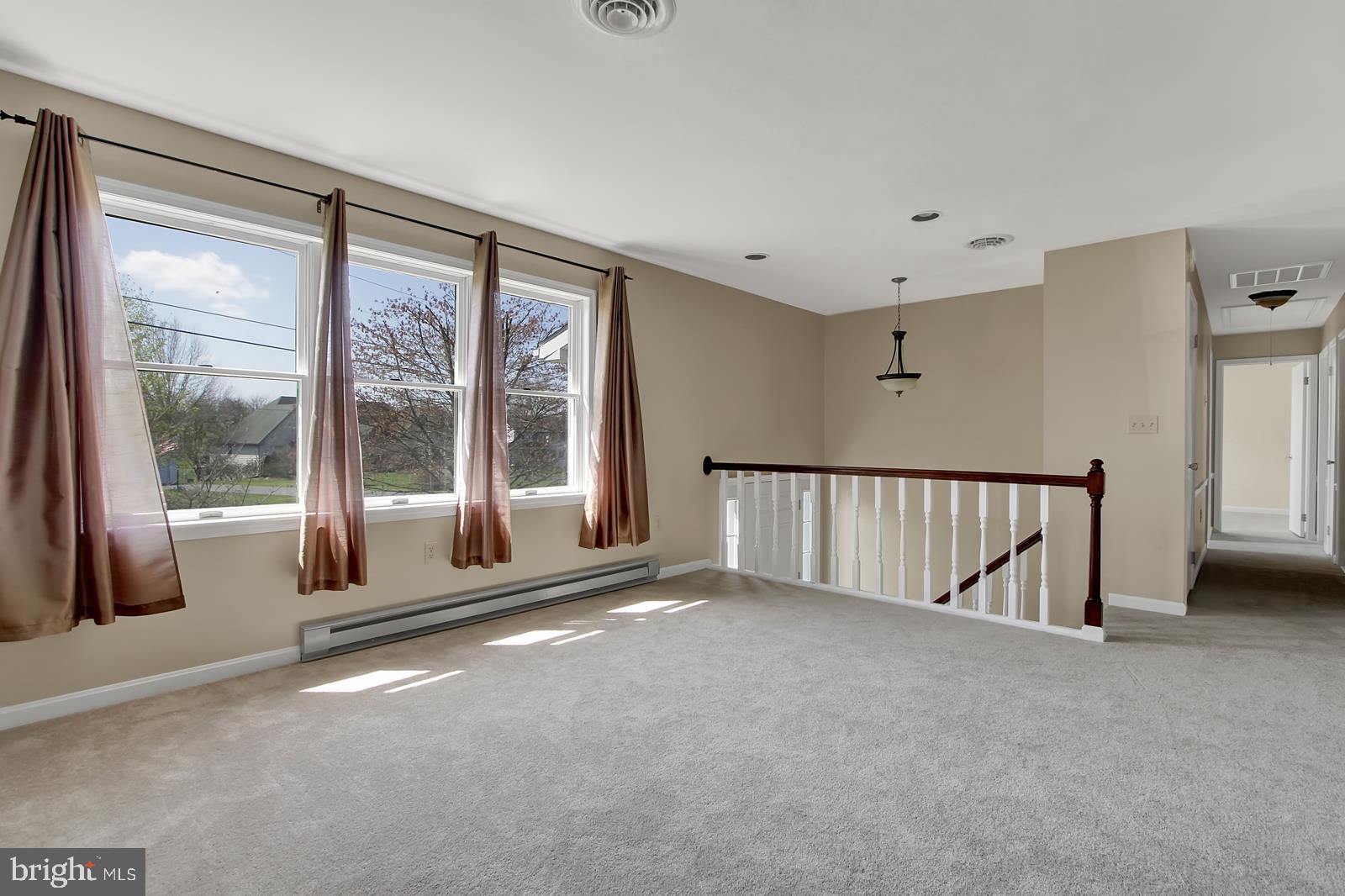 LAKE HERITAGE - Residential