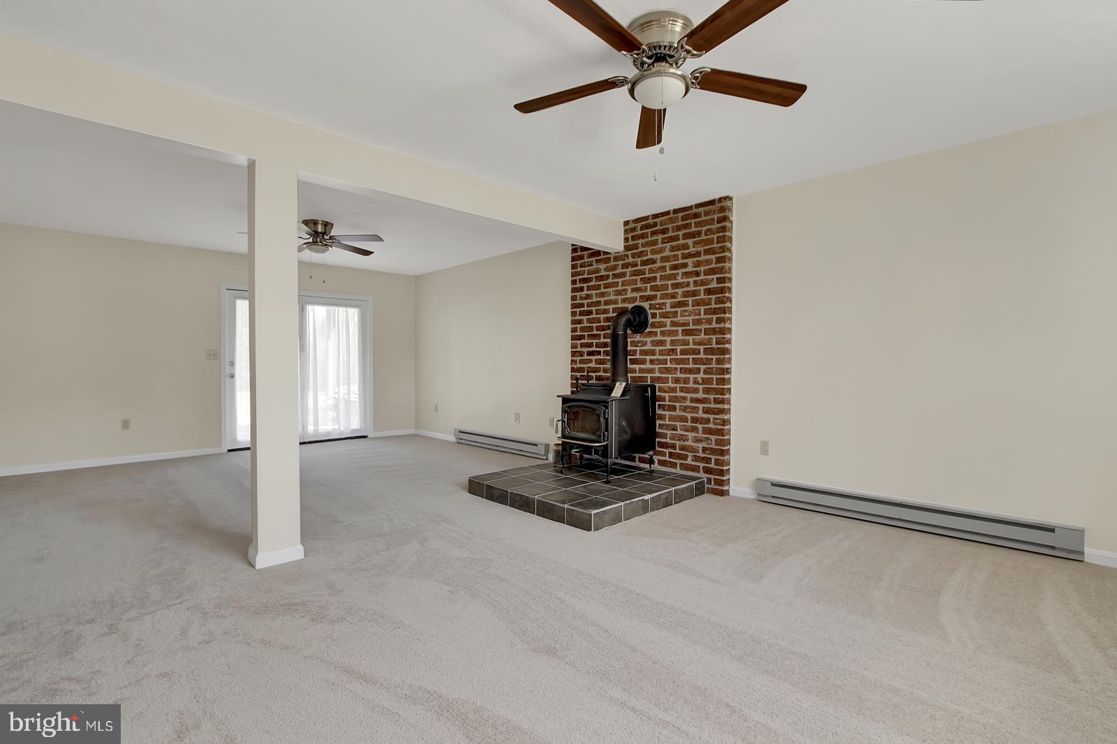 LAKE HERITAGE - Residential