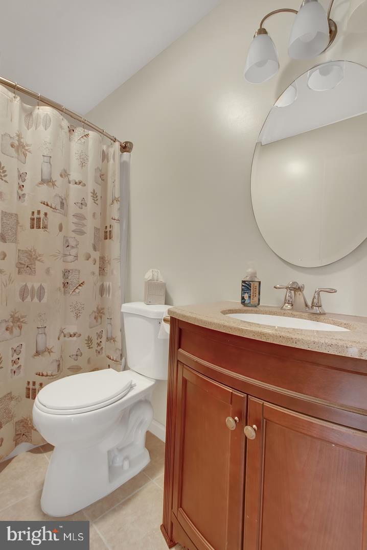 LAKE HERITAGE - Residential