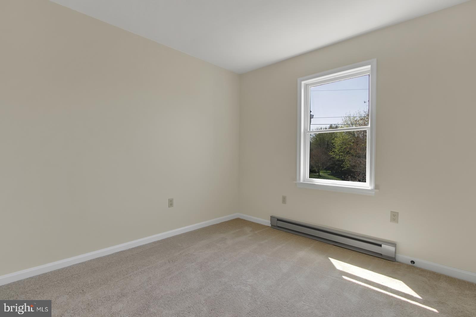 LAKE HERITAGE - Residential