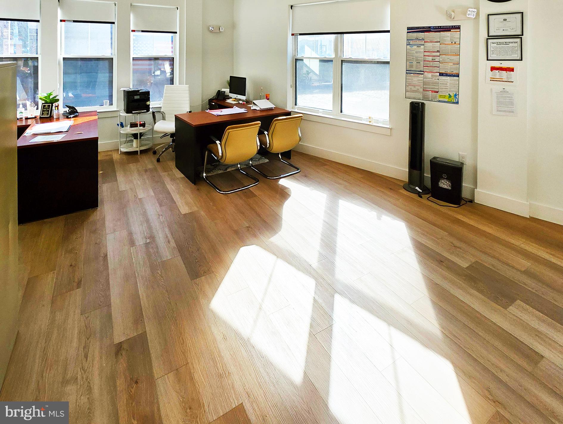 GERMANTOWN - Commercial Lease