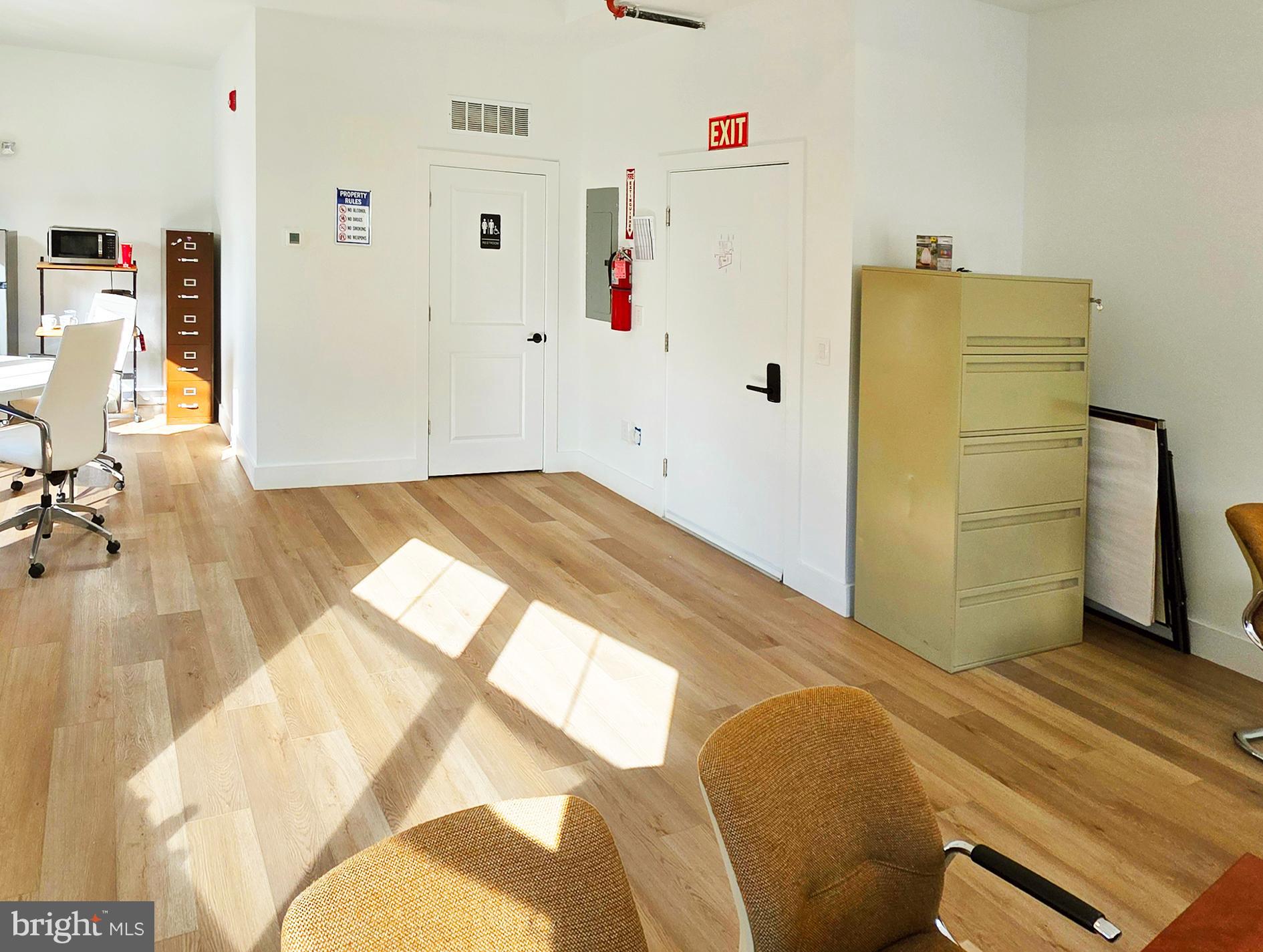 GERMANTOWN - Commercial Lease