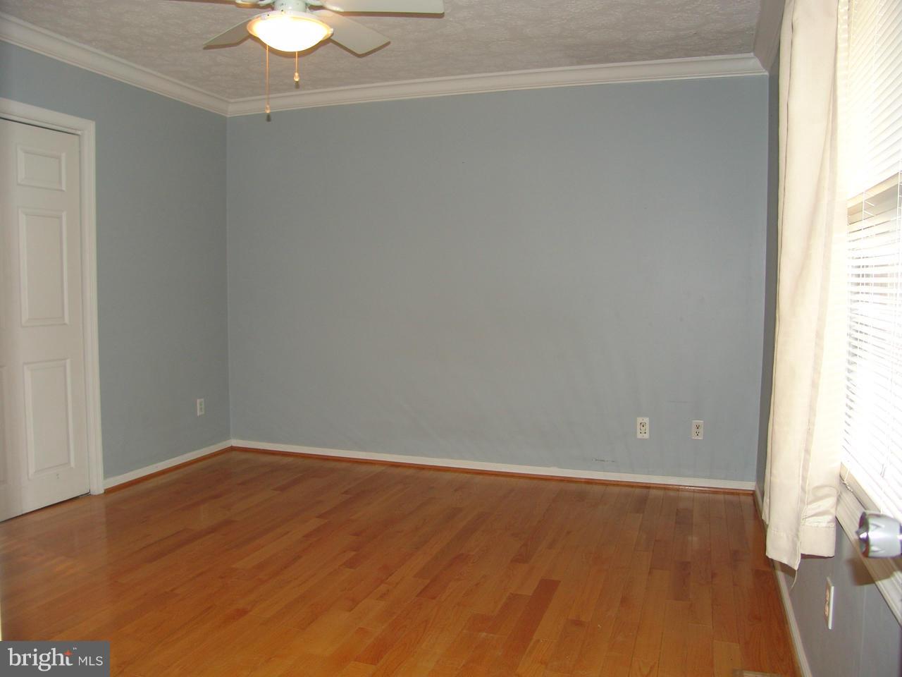 BRADFORD VILLAGE - Residential