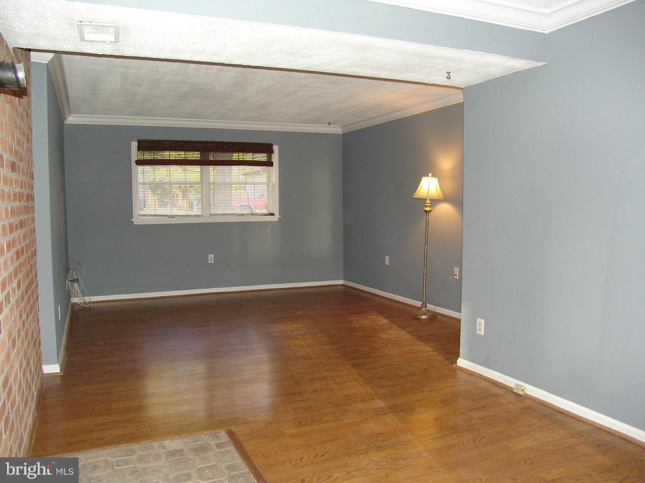 BRADFORD VILLAGE - Residential