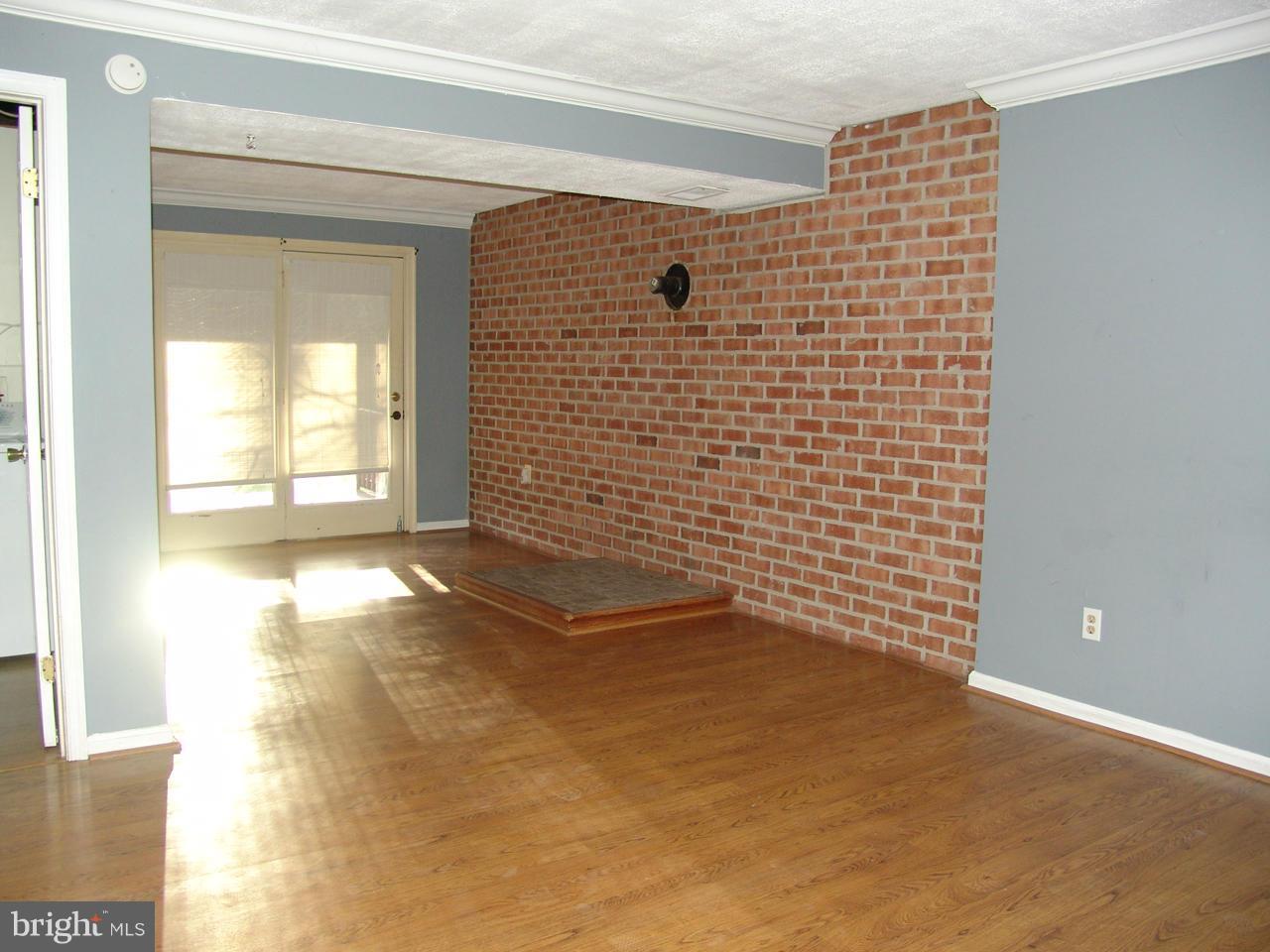 BRADFORD VILLAGE - Residential