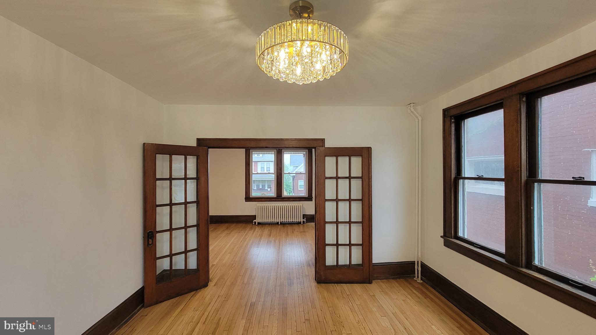 JOHNSON HEIGHTS - Residential