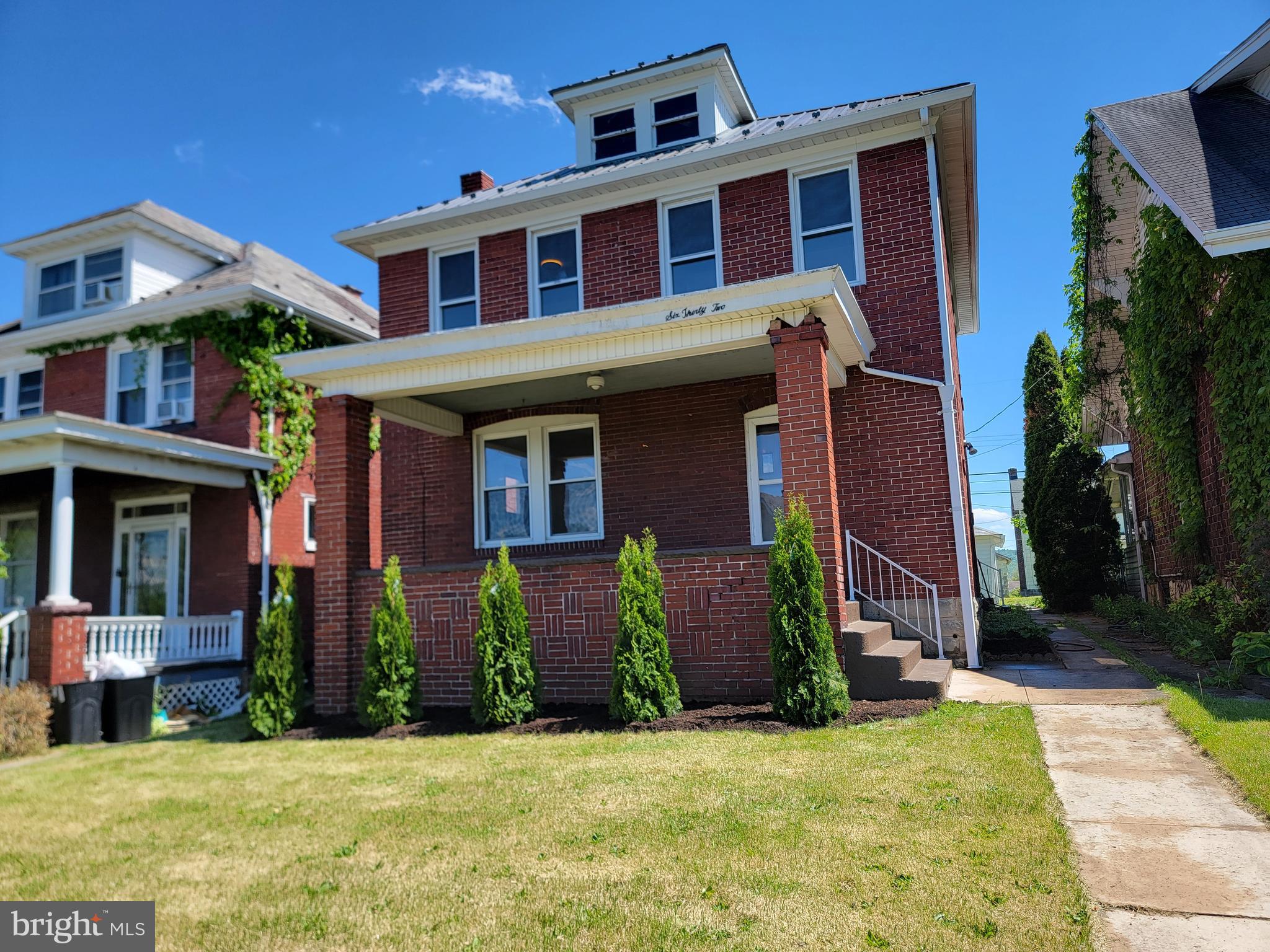 JOHNSON HEIGHTS - Residential