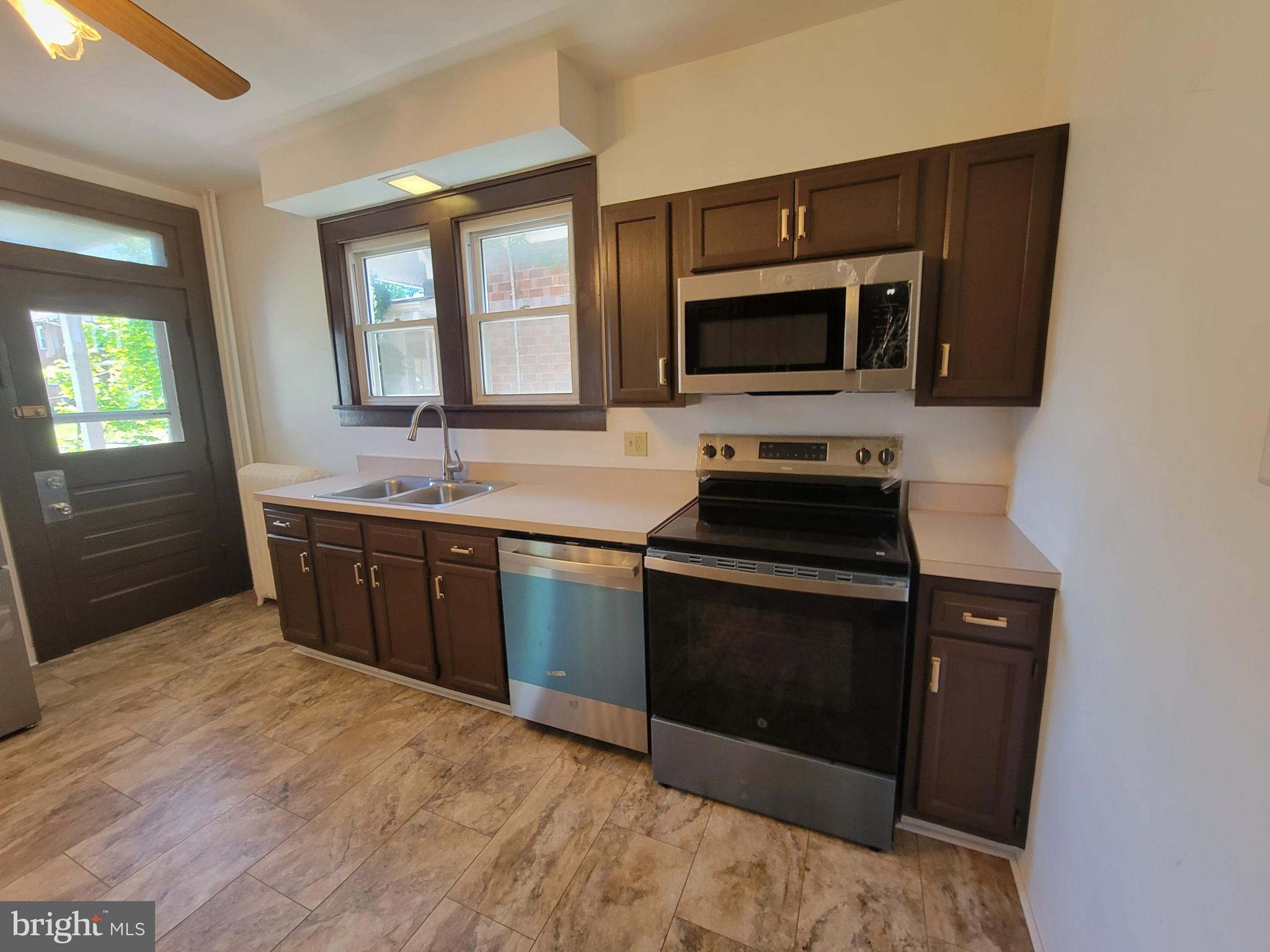 JOHNSON HEIGHTS - Residential