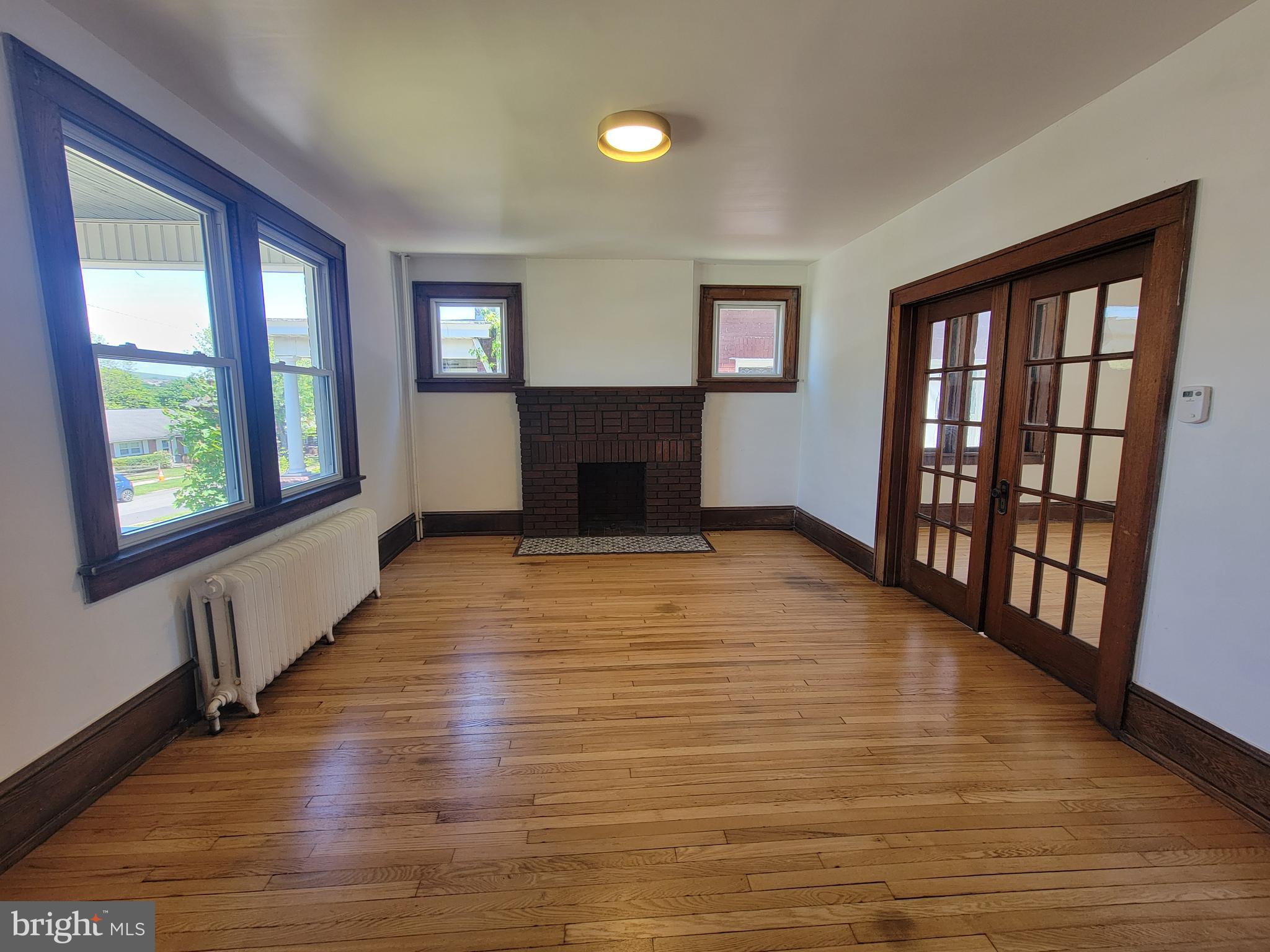 JOHNSON HEIGHTS - Residential
