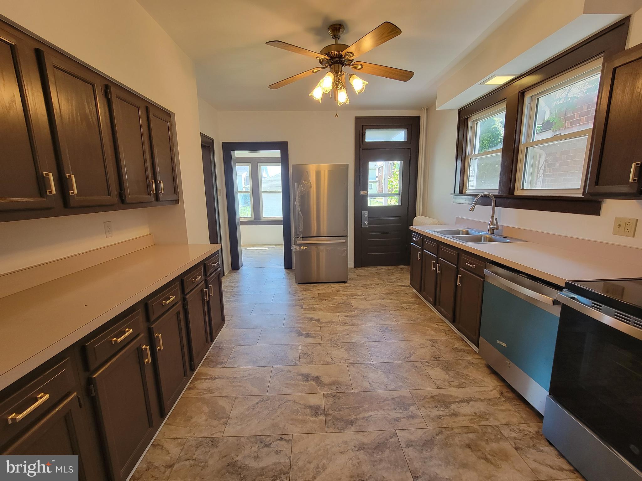 JOHNSON HEIGHTS - Residential