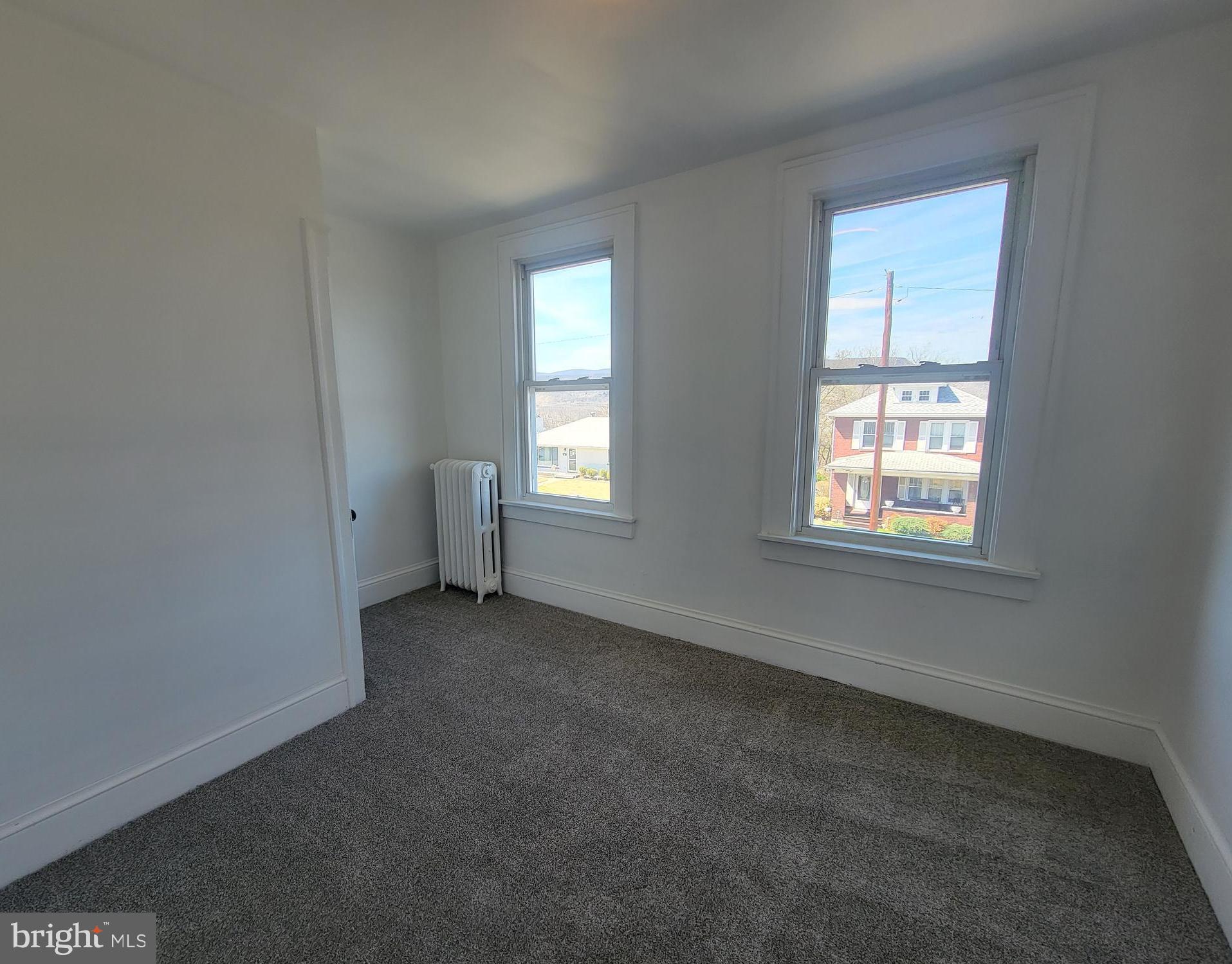 JOHNSON HEIGHTS - Residential
