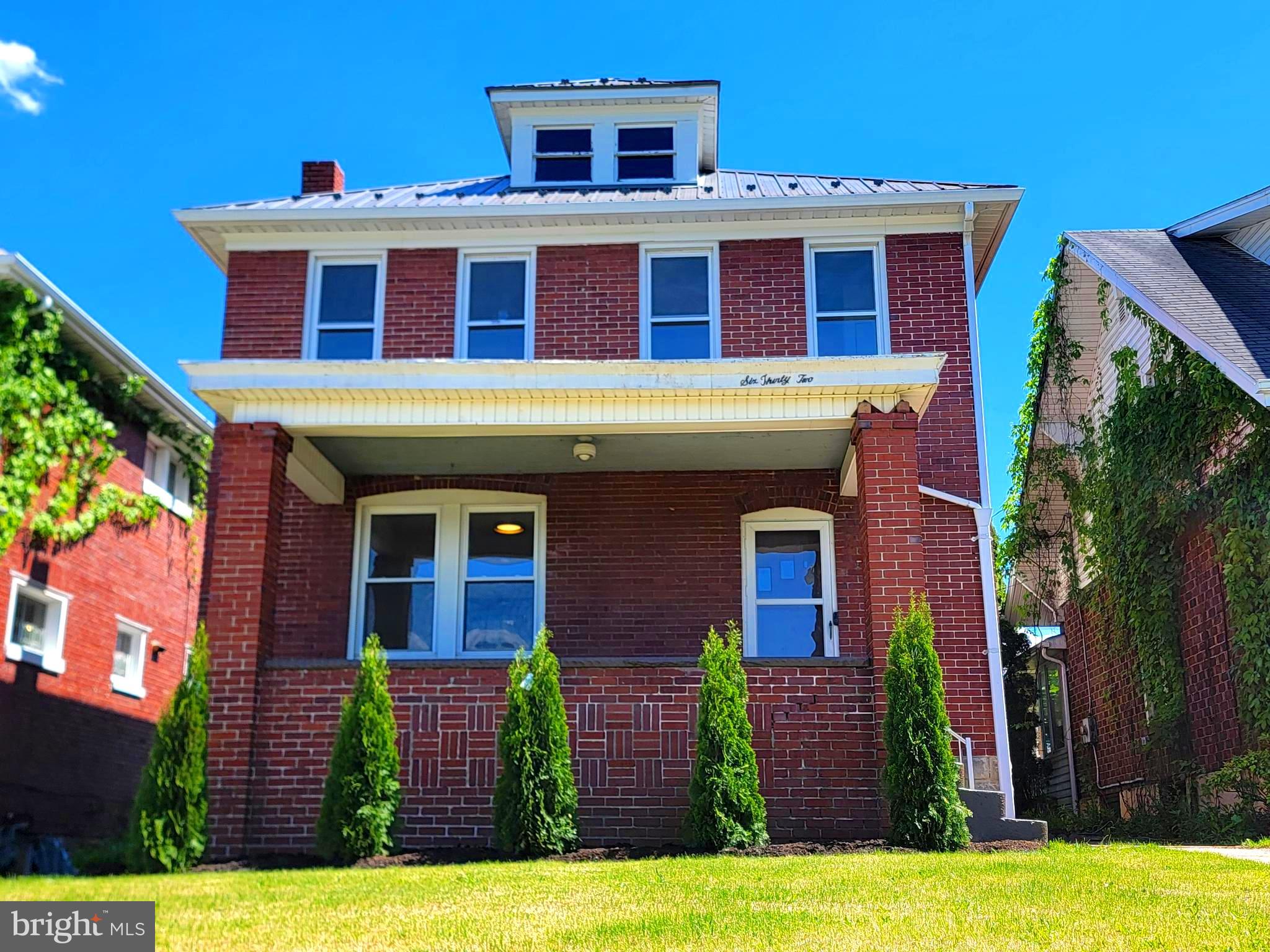 JOHNSON HEIGHTS - Residential
