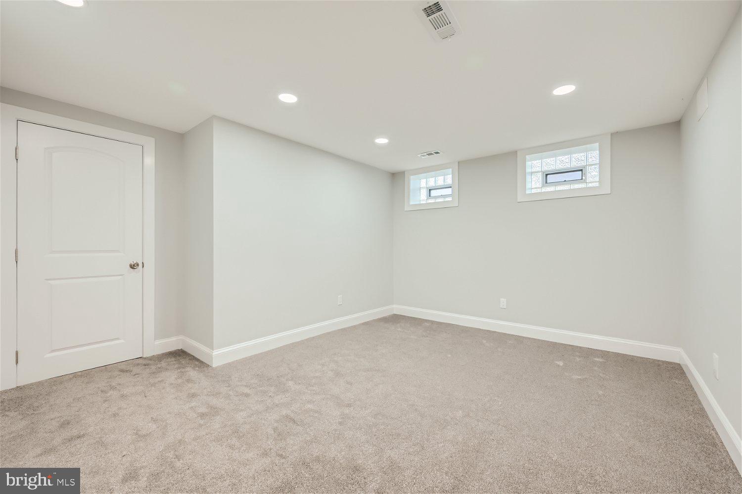 GROVE PARK - Residential