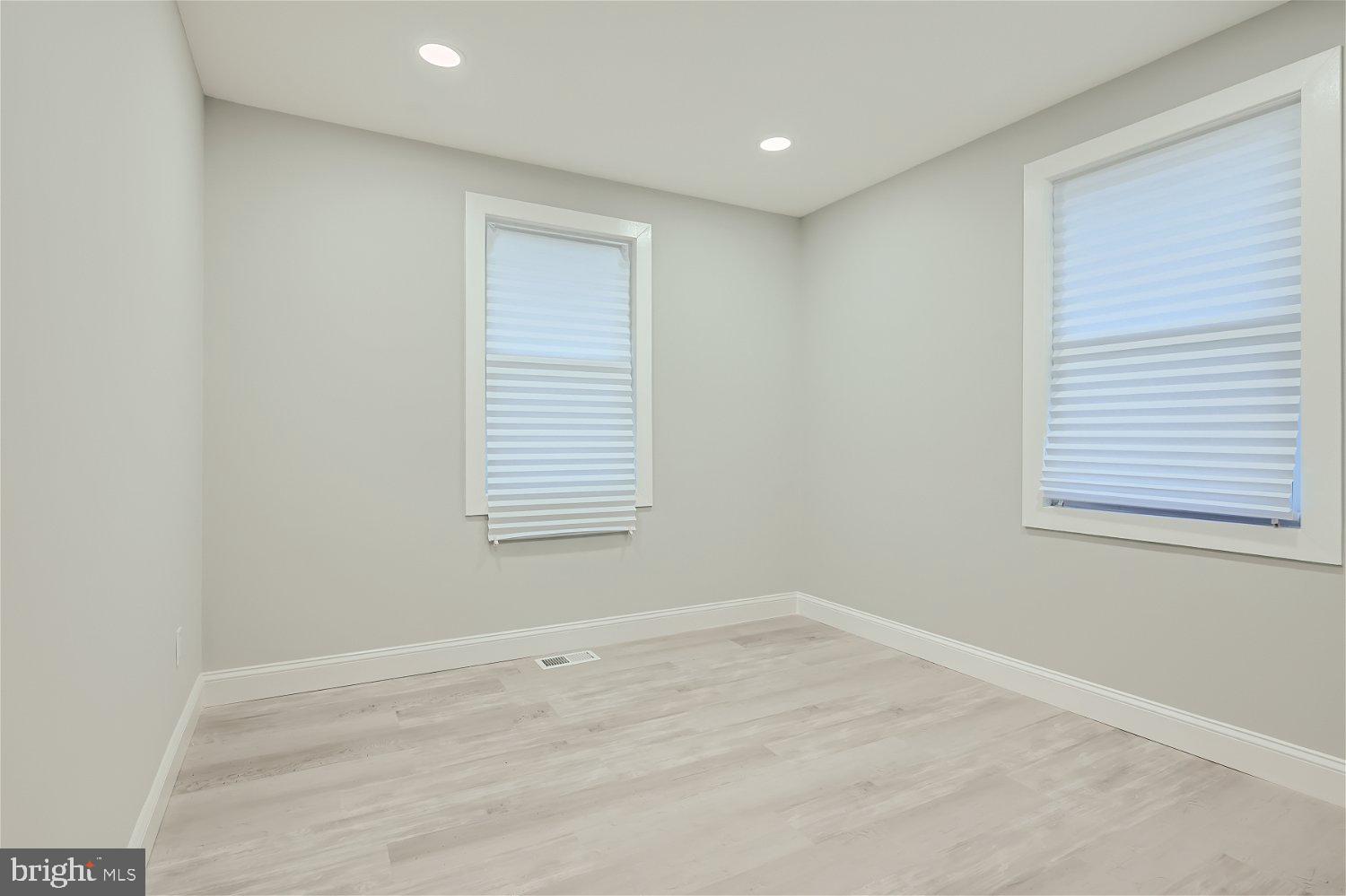 GROVE PARK - Residential