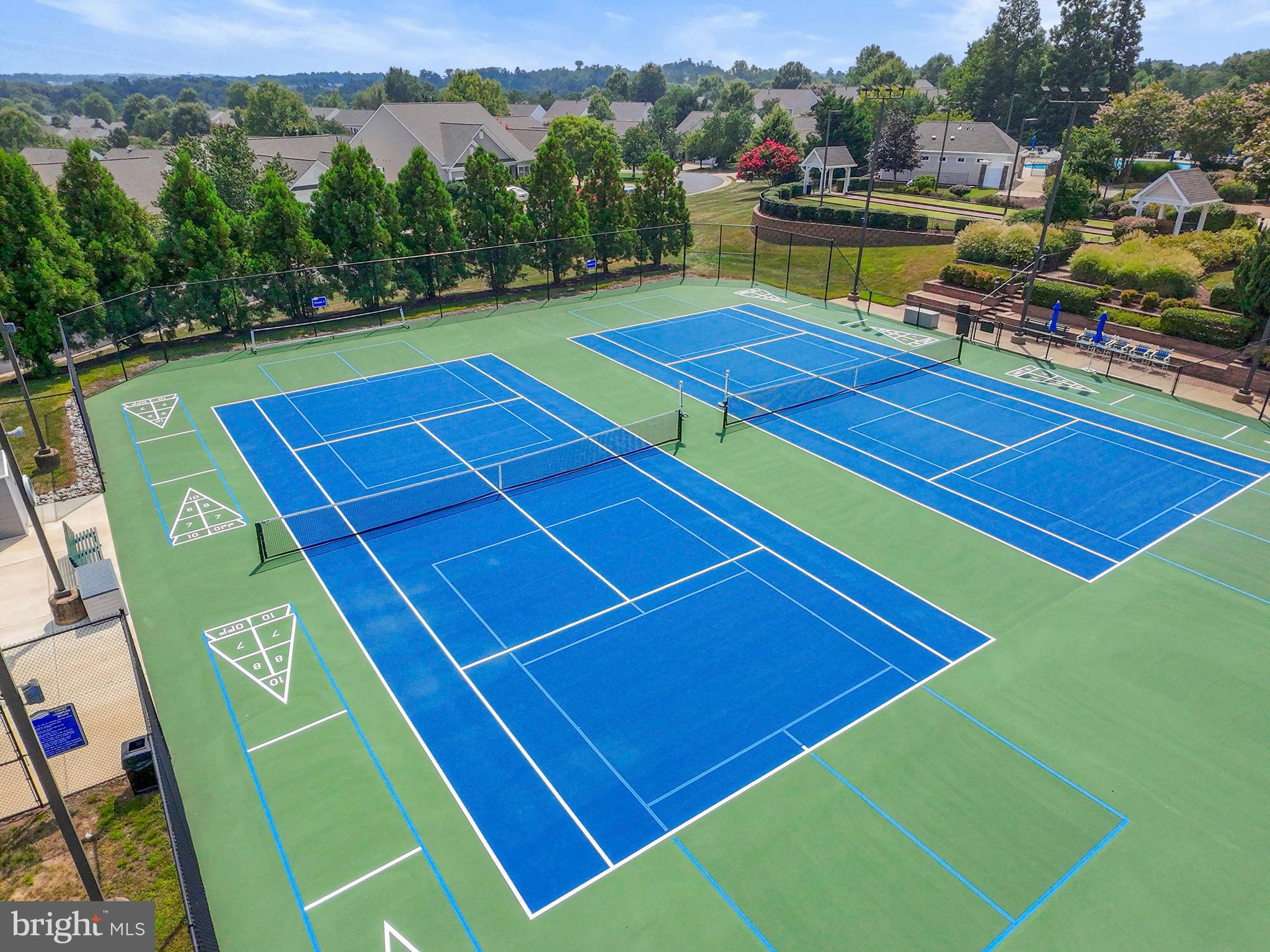 FALLS RUN - Residential