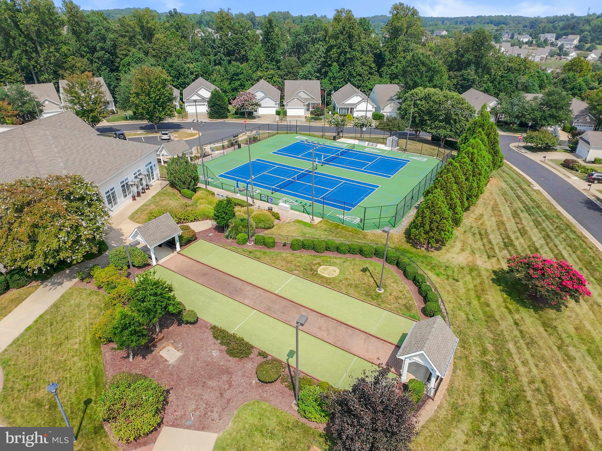 FALLS RUN - Residential