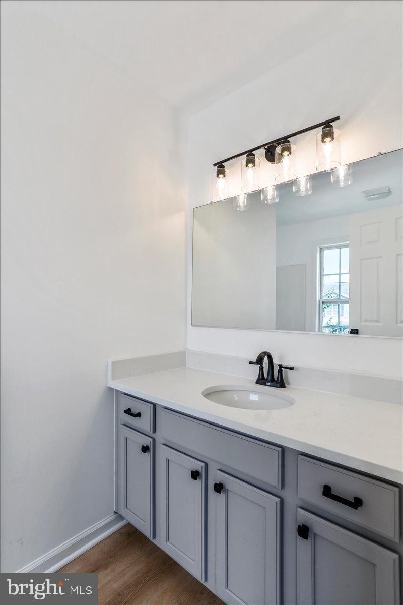 THE TOWNES OF RIDGEWAY - Residential