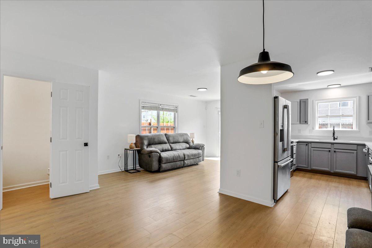 THE TOWNES OF RIDGEWAY - Residential