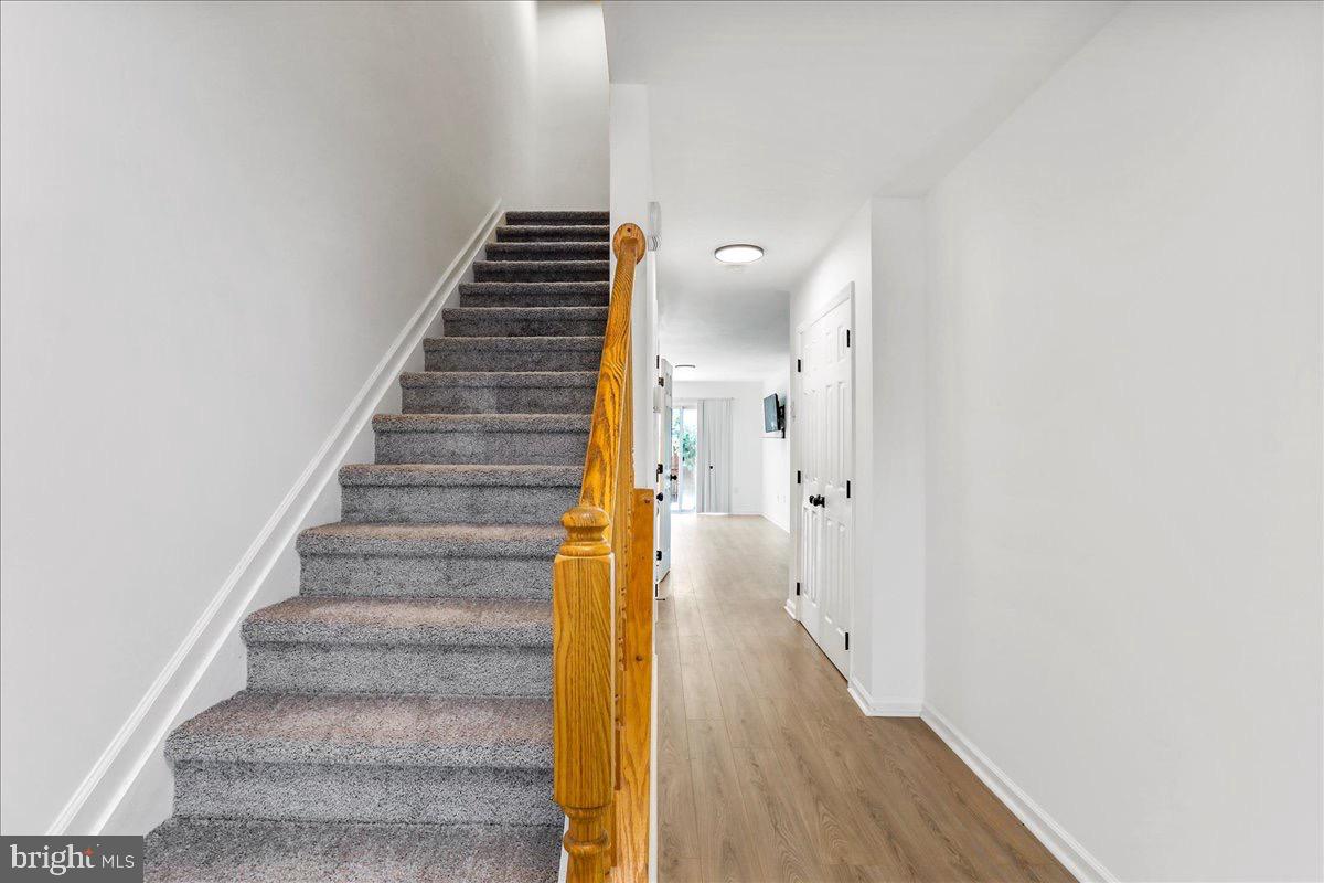 THE TOWNES OF RIDGEWAY - Residential